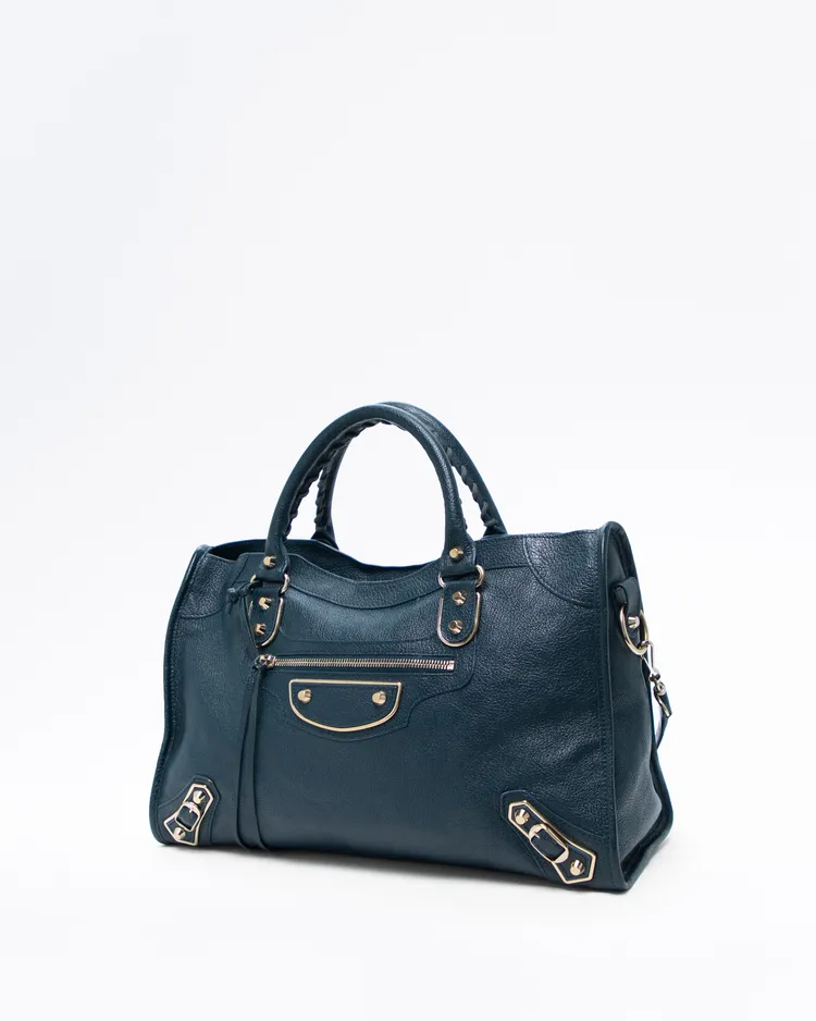 Alternate view angle of Metallic Edge Medium Le City Bag
