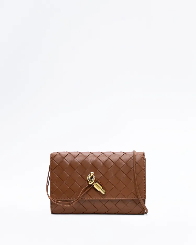 Andiamo Pouch on Strap