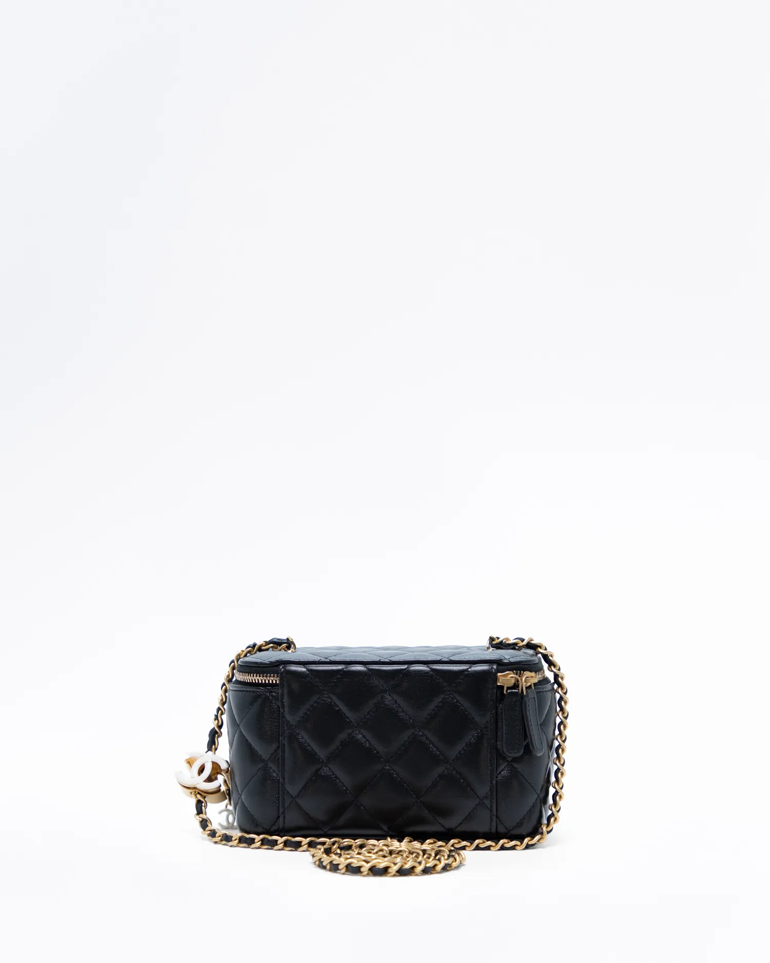 Enamel CC Pearl Crush Vanity with Chain