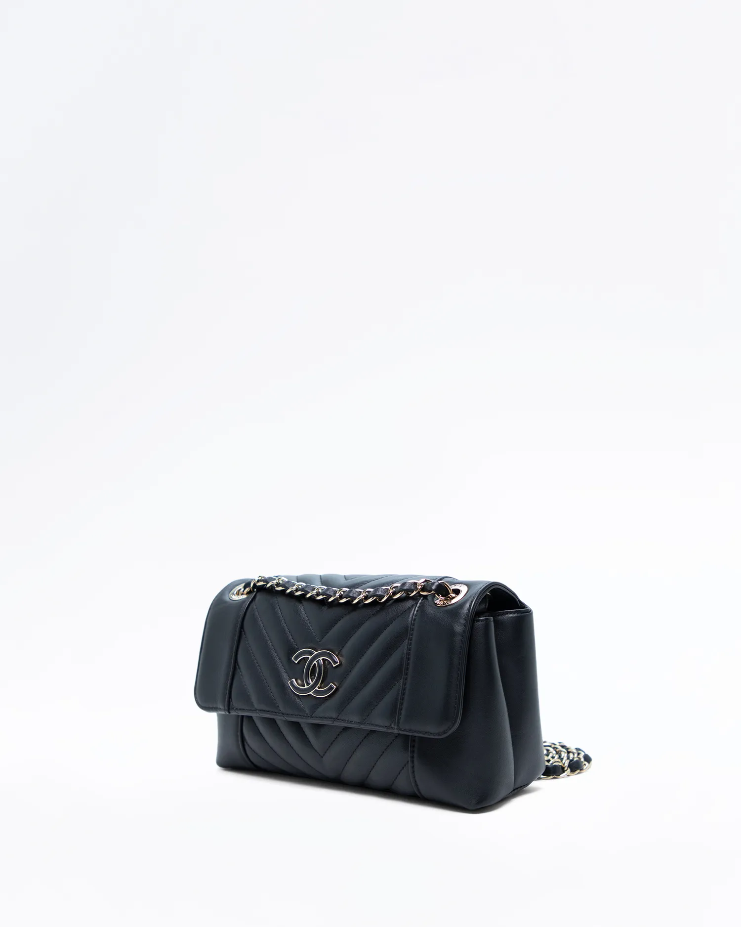 Chevron Daily Small Flap Bag