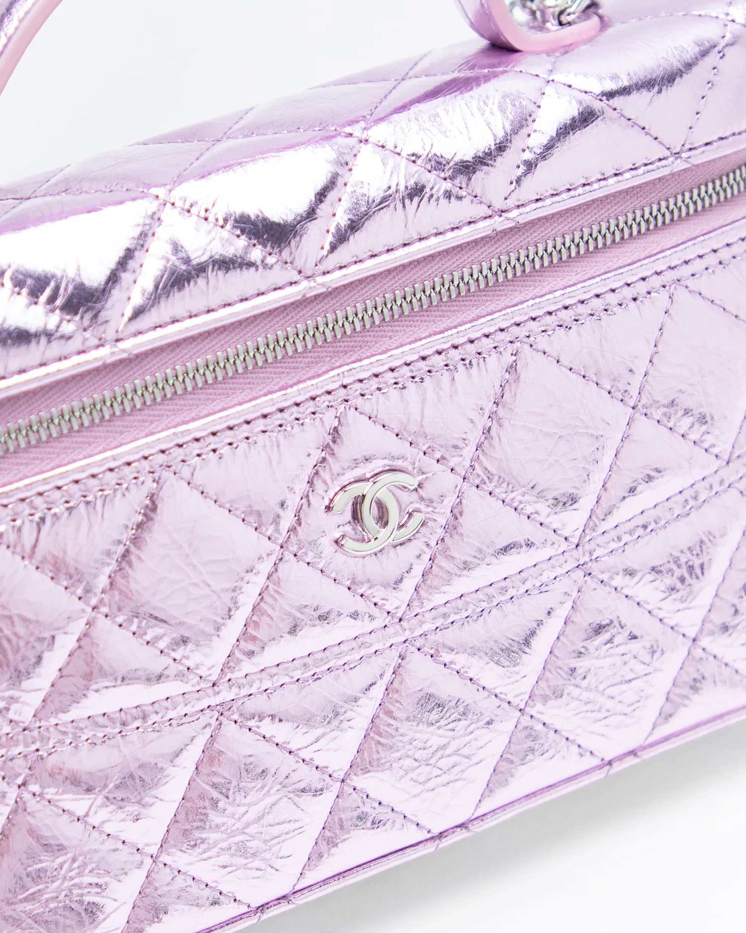 Metallic Slim Vanity Case with Chain