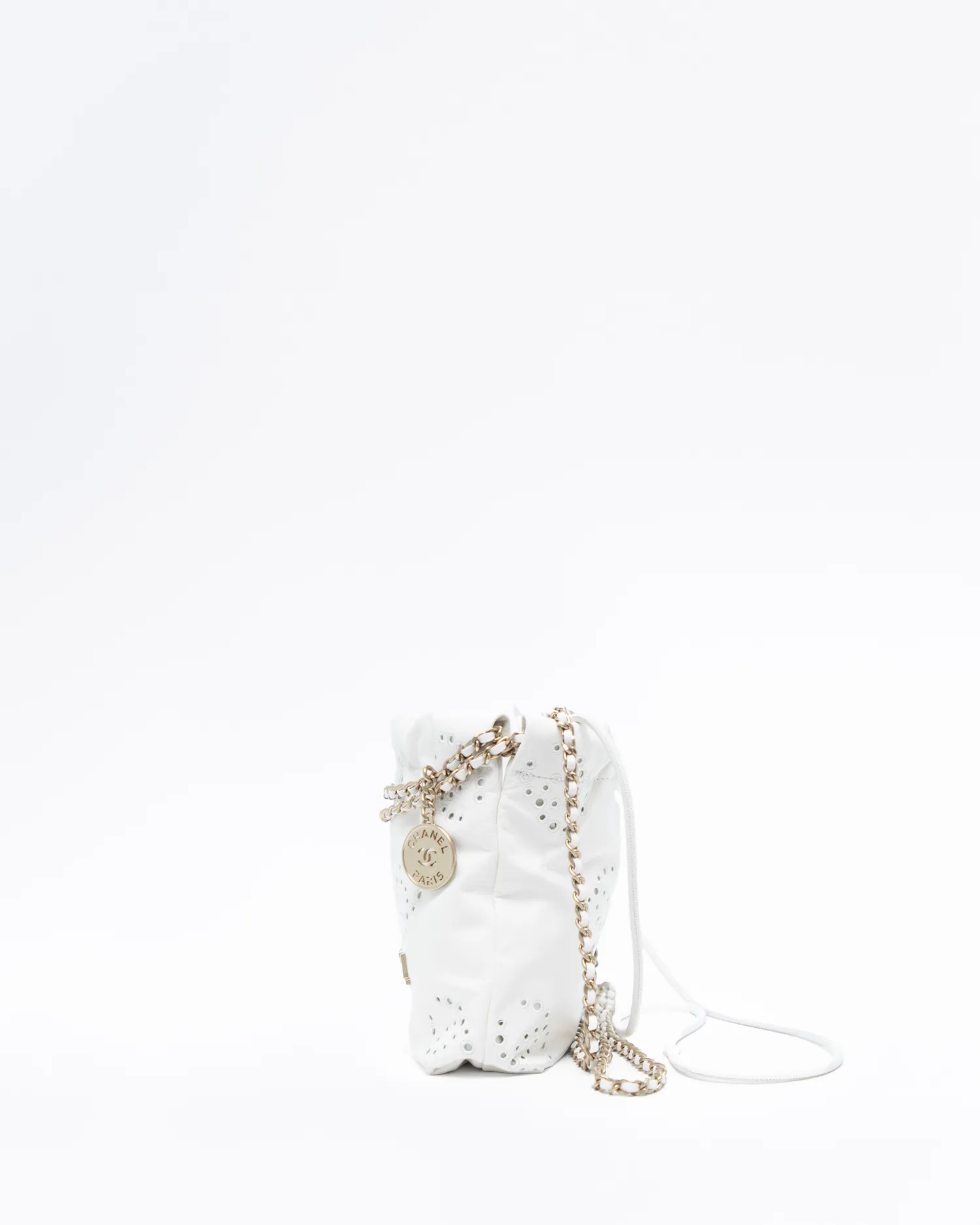 Eyelet CC Chanel 22 Mini Handbag