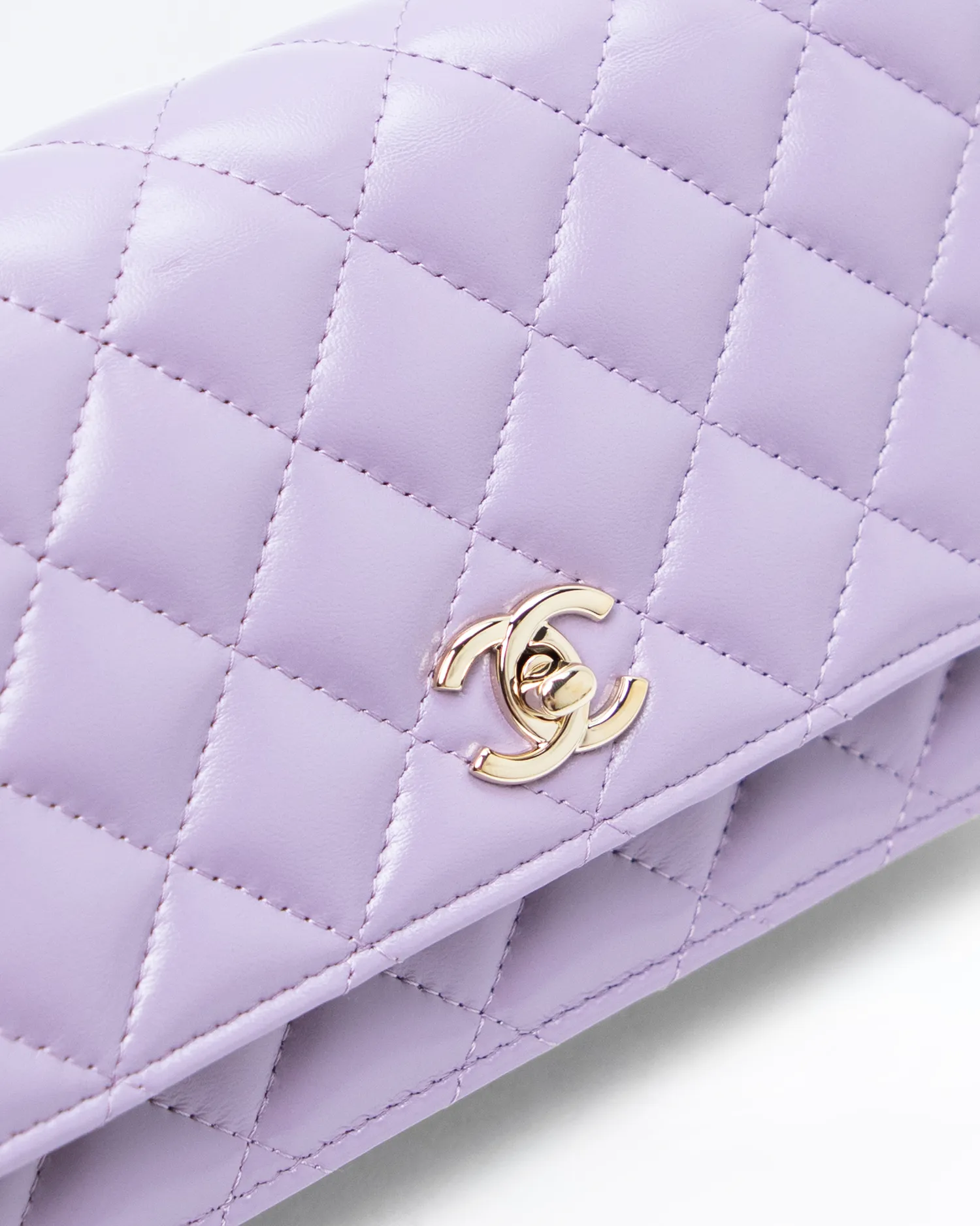 Turnlock CC Link Classic Wallet on a Chain
