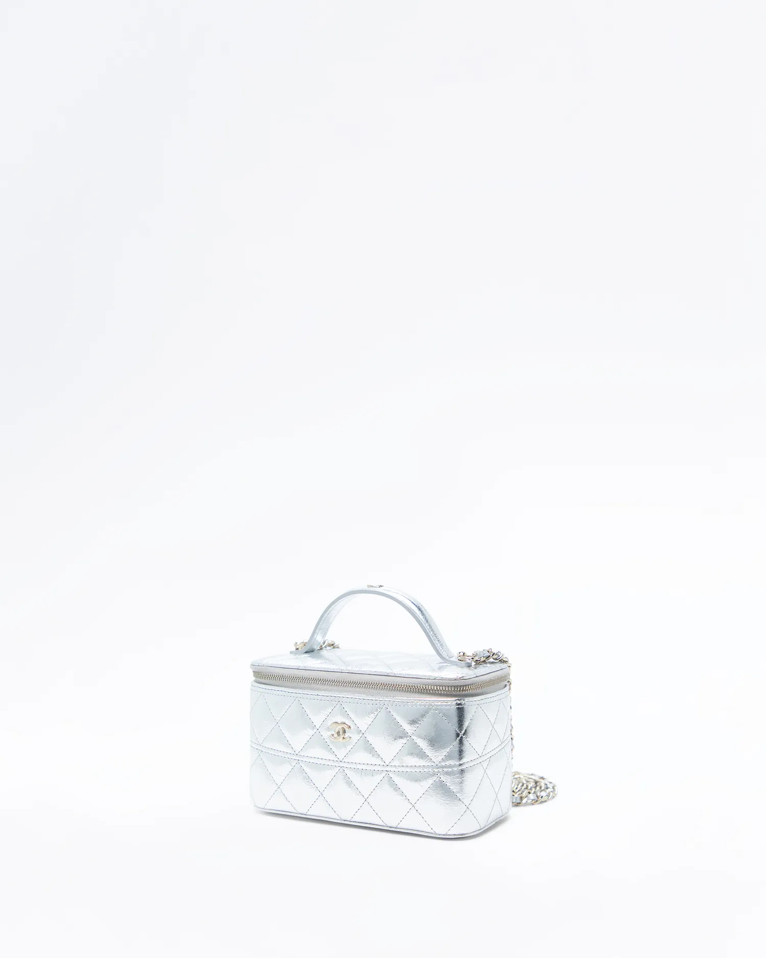 Metallic Top Handle Vanity with Chain