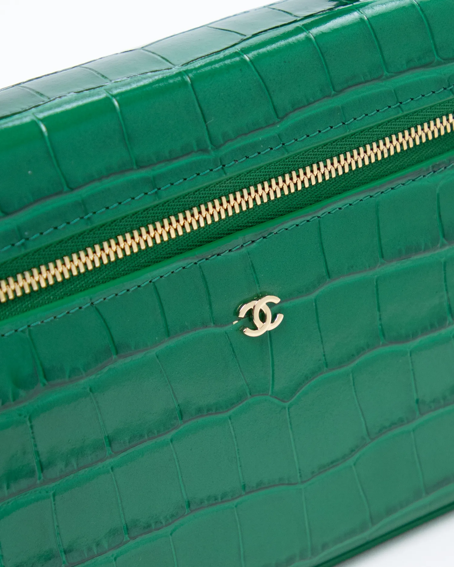 Croc-Embossed Slim Vanity Case with Chain