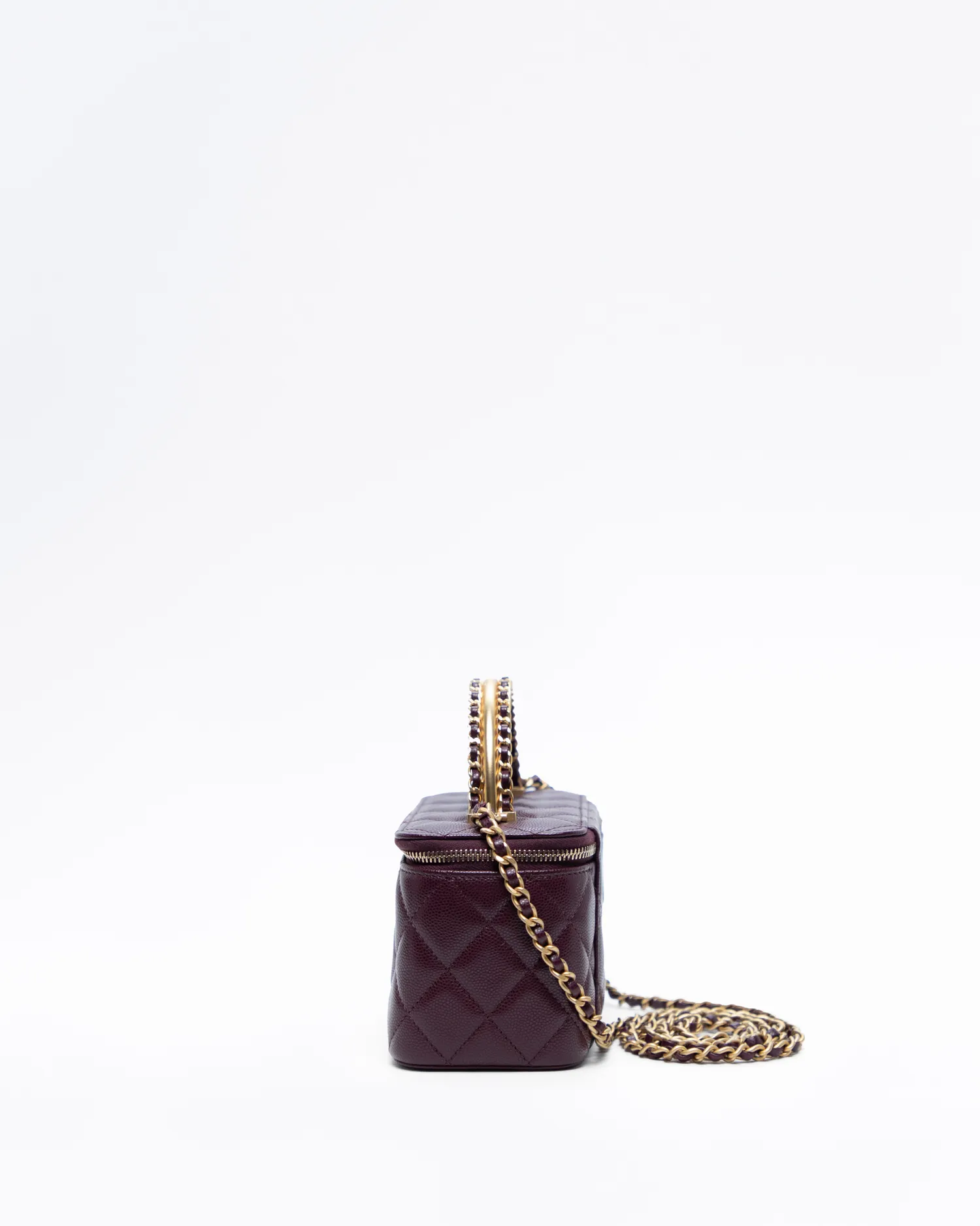 Chain Top Handle Vanity with Chain