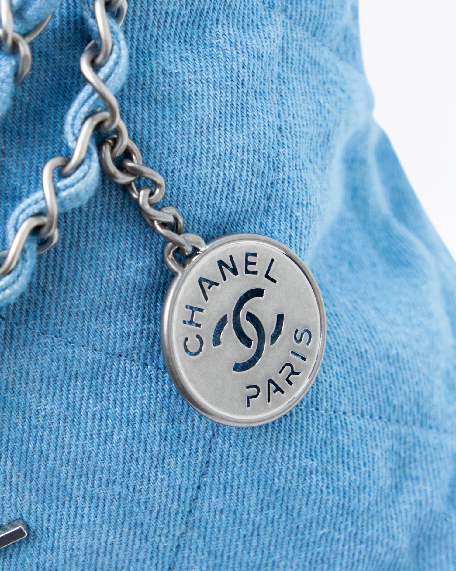 Denim Chanel 22 Small Handbag