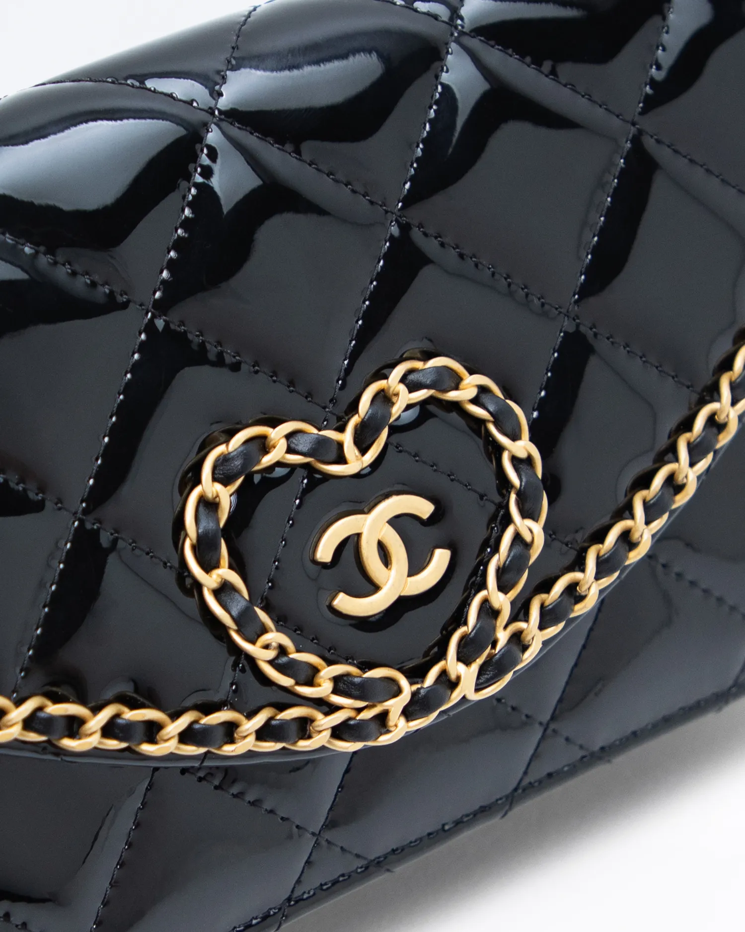 Patent Heart Chain Wallet on a Chain