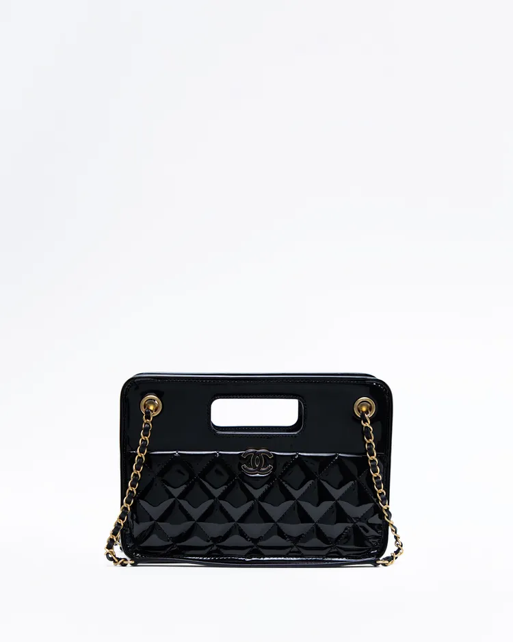 Patent Graphic Catch Shoulder Bag