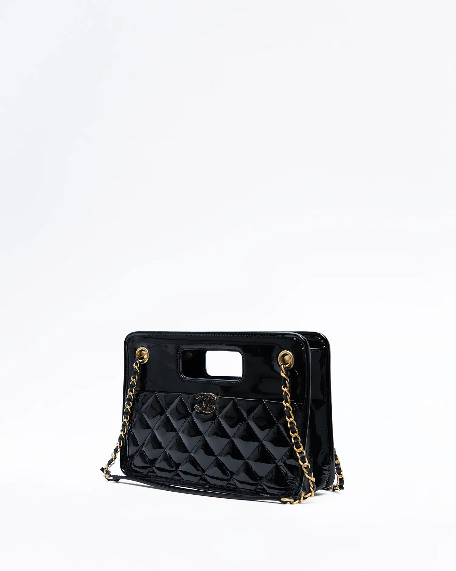 Patent Graphic Catch Shoulder Bag
