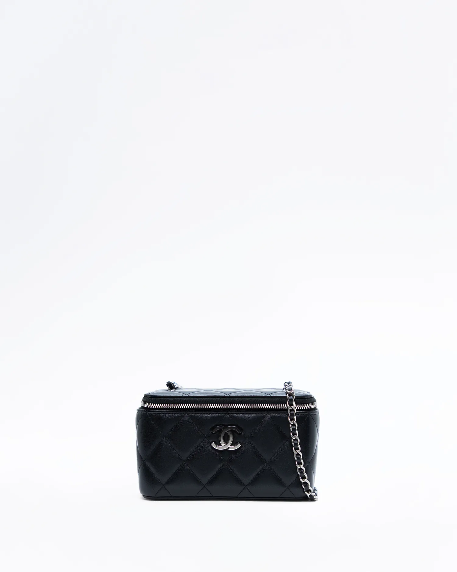 Gradient Lacquered Classic Vanity with Chain