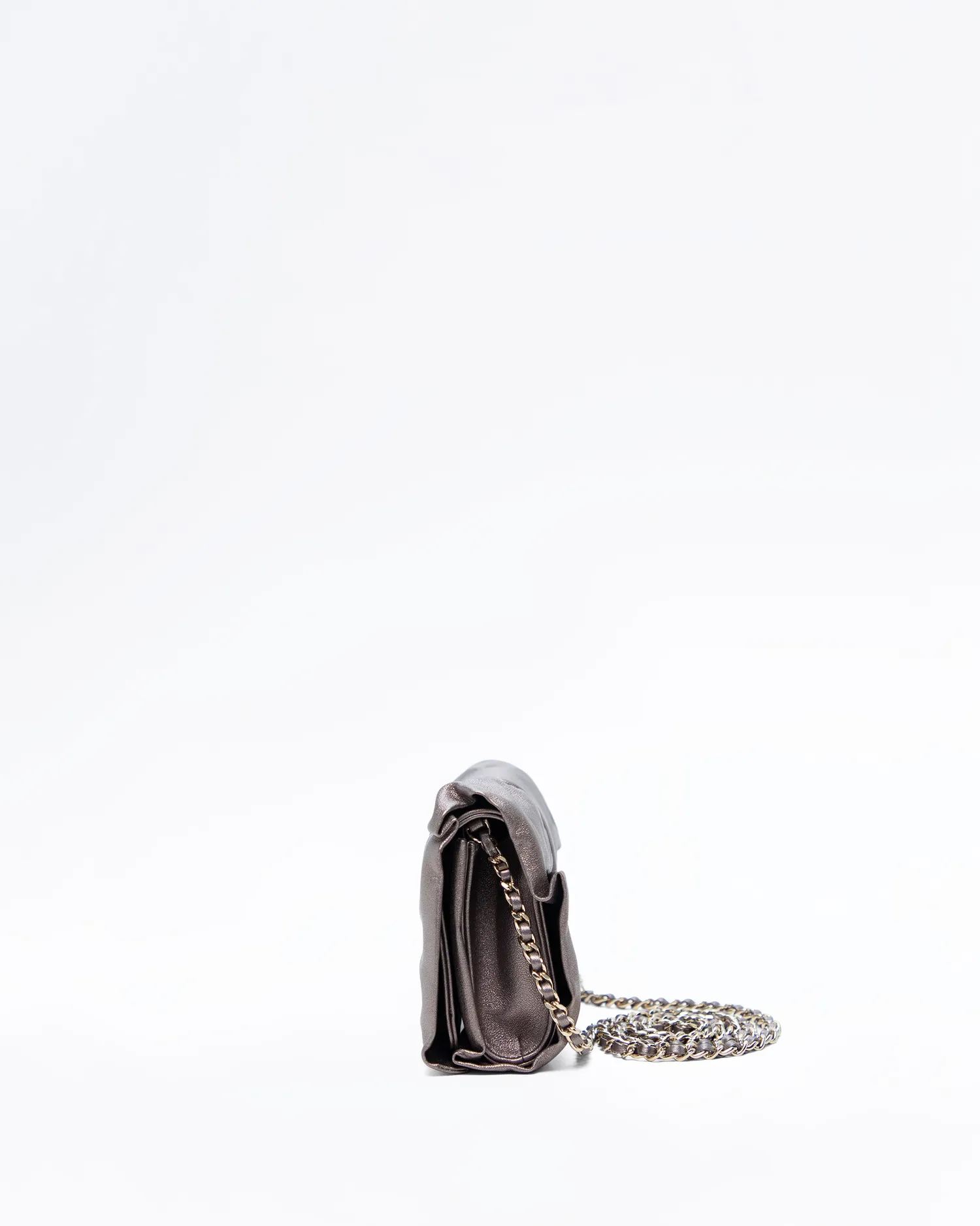 Metallic Tie My Bow Flap Clutch With Chain