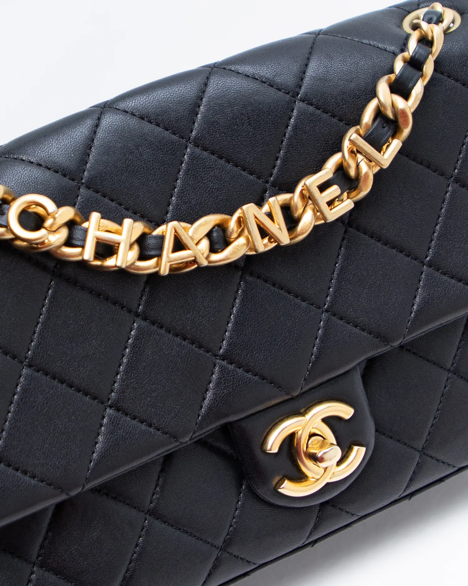 Lambskin Logo Touch Chain Classic Flap Bag