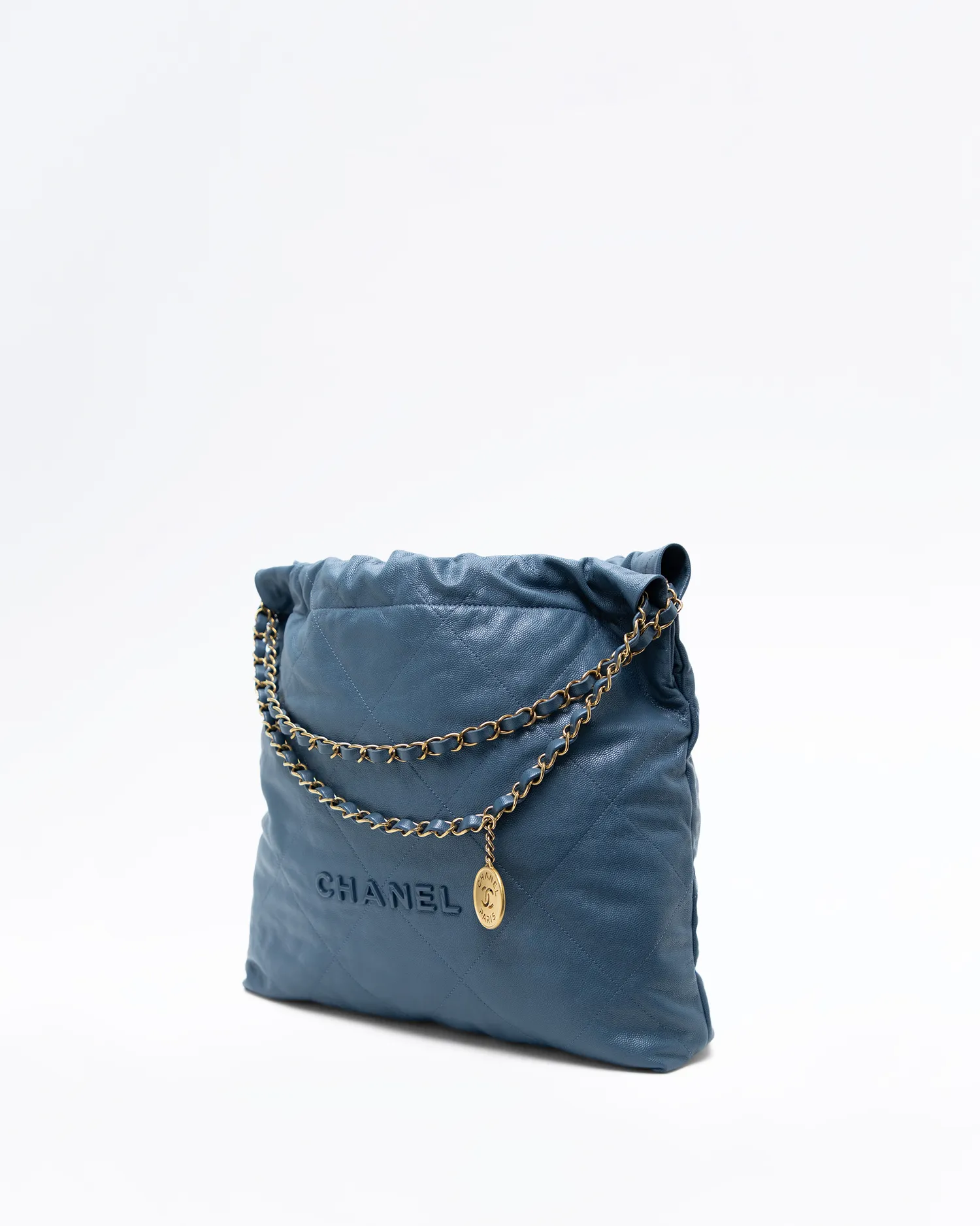 Chanel 22 Handbag