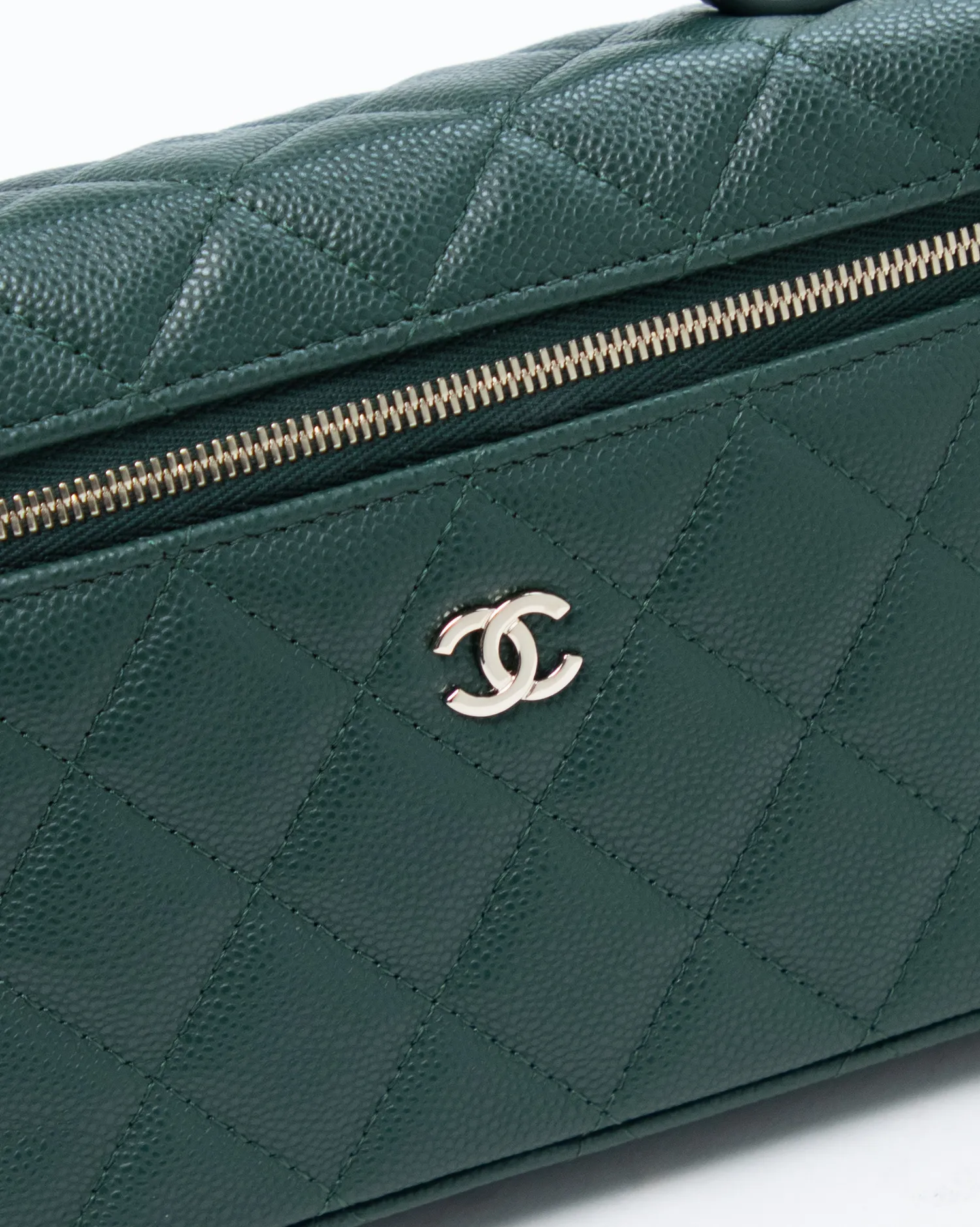 Caviar Slim Vanity Case with Chain