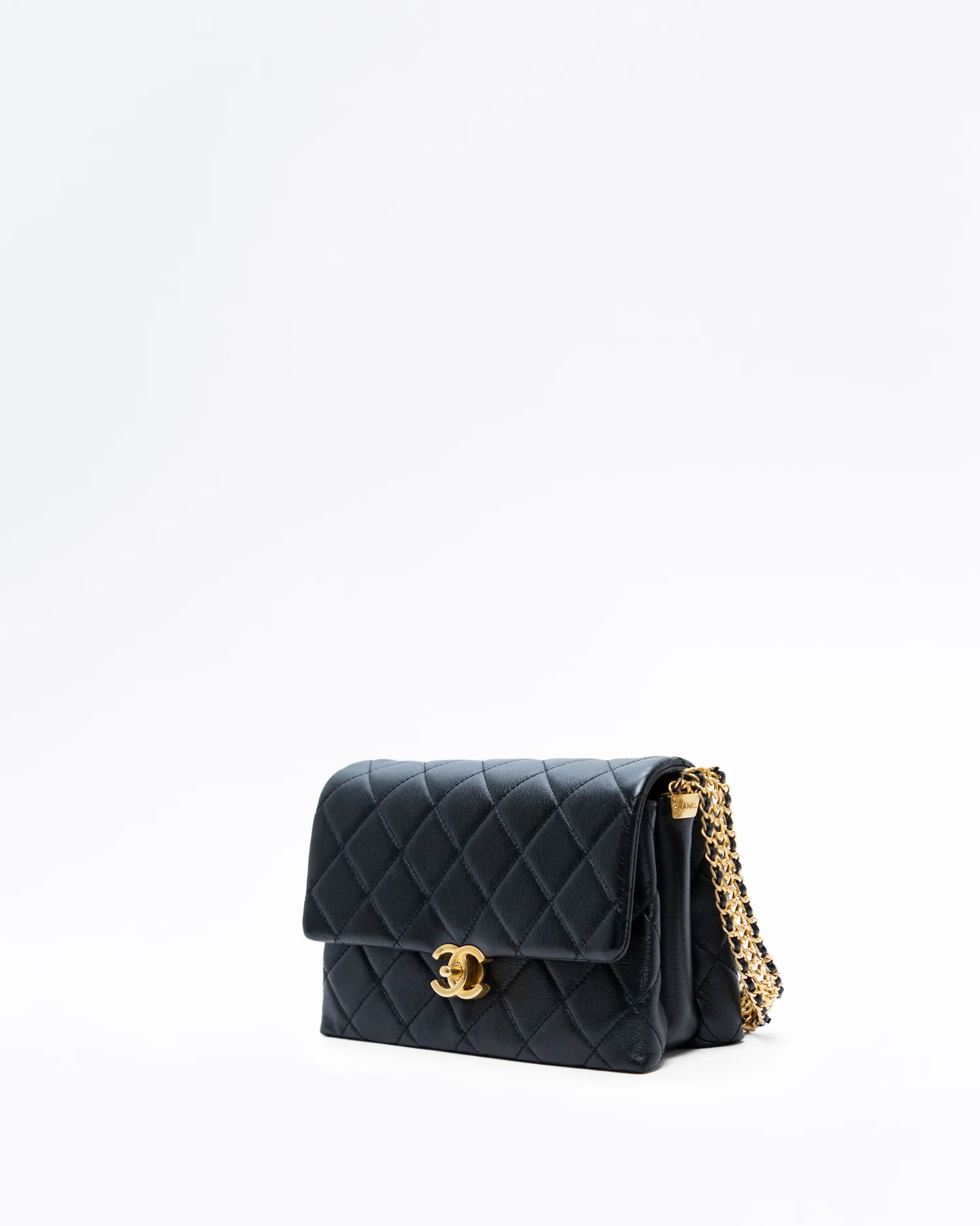 Belt Buckle Chain Medium Flap Bag