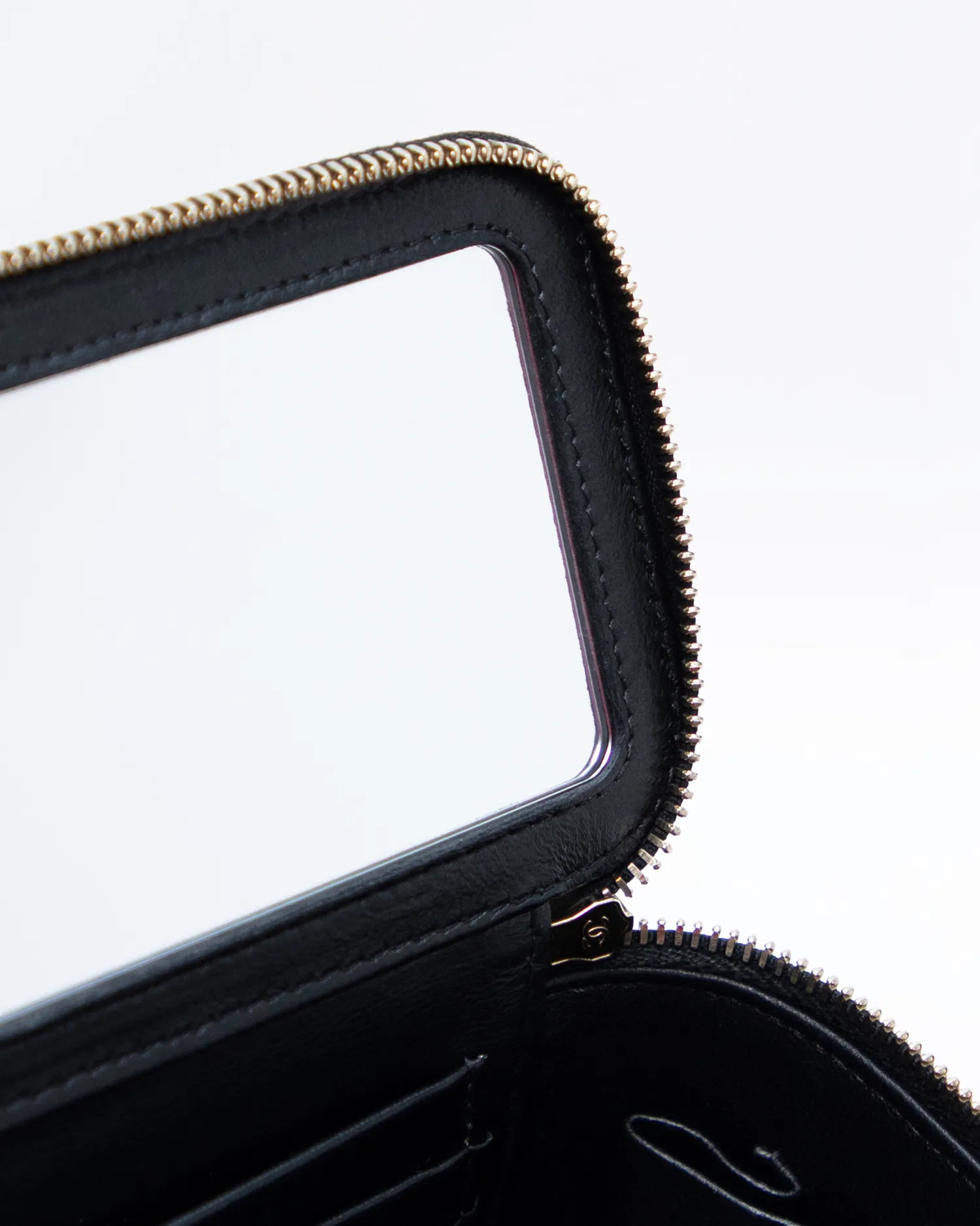 Caviar Quilted Sweetheart Crush Vanity