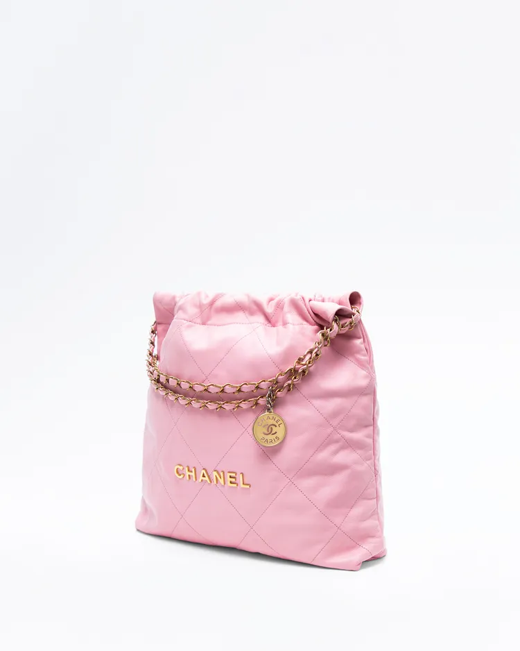 Alternate view angle of Chanel 22 Handbag