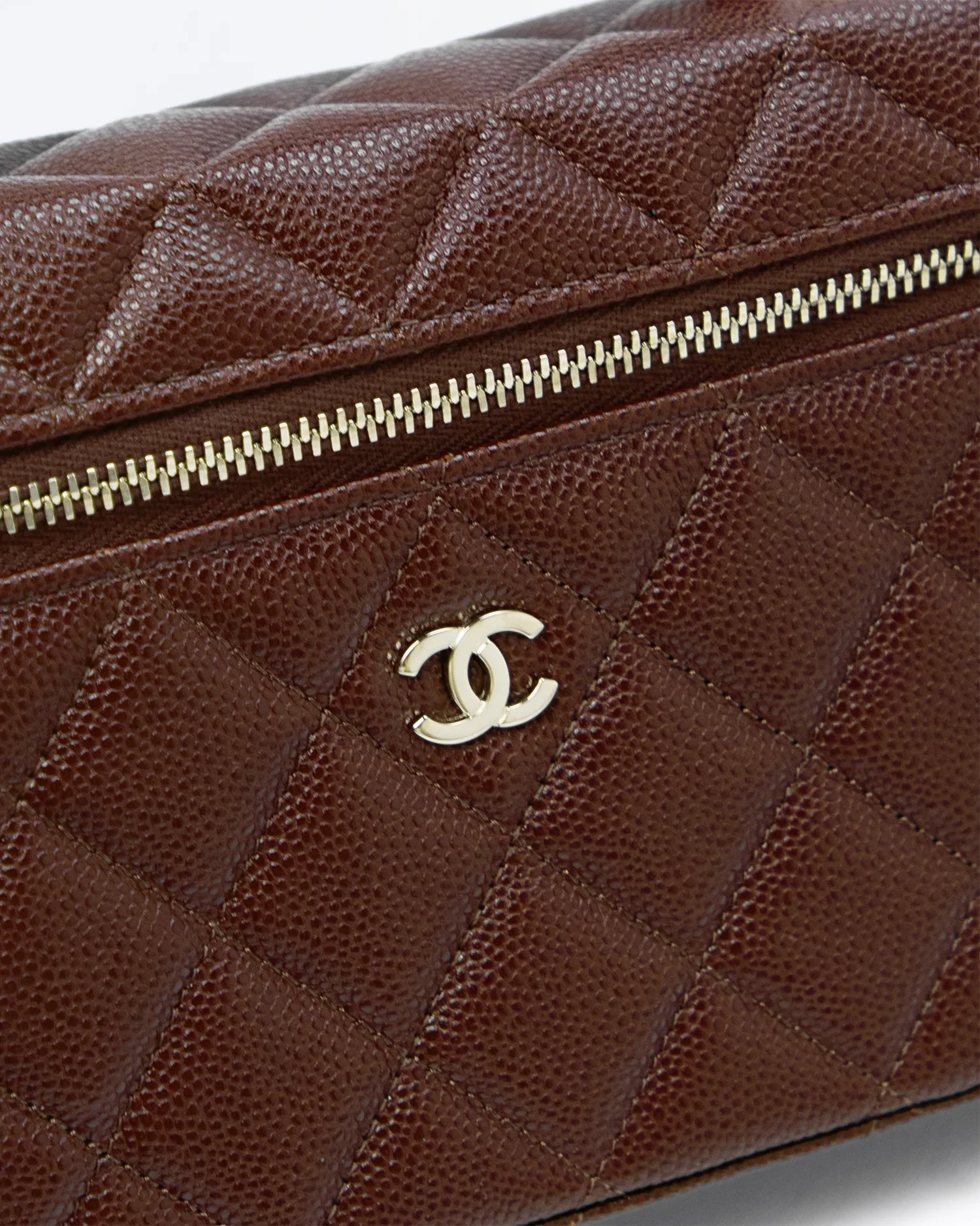 Caviar Slim Vanity Case with Chain