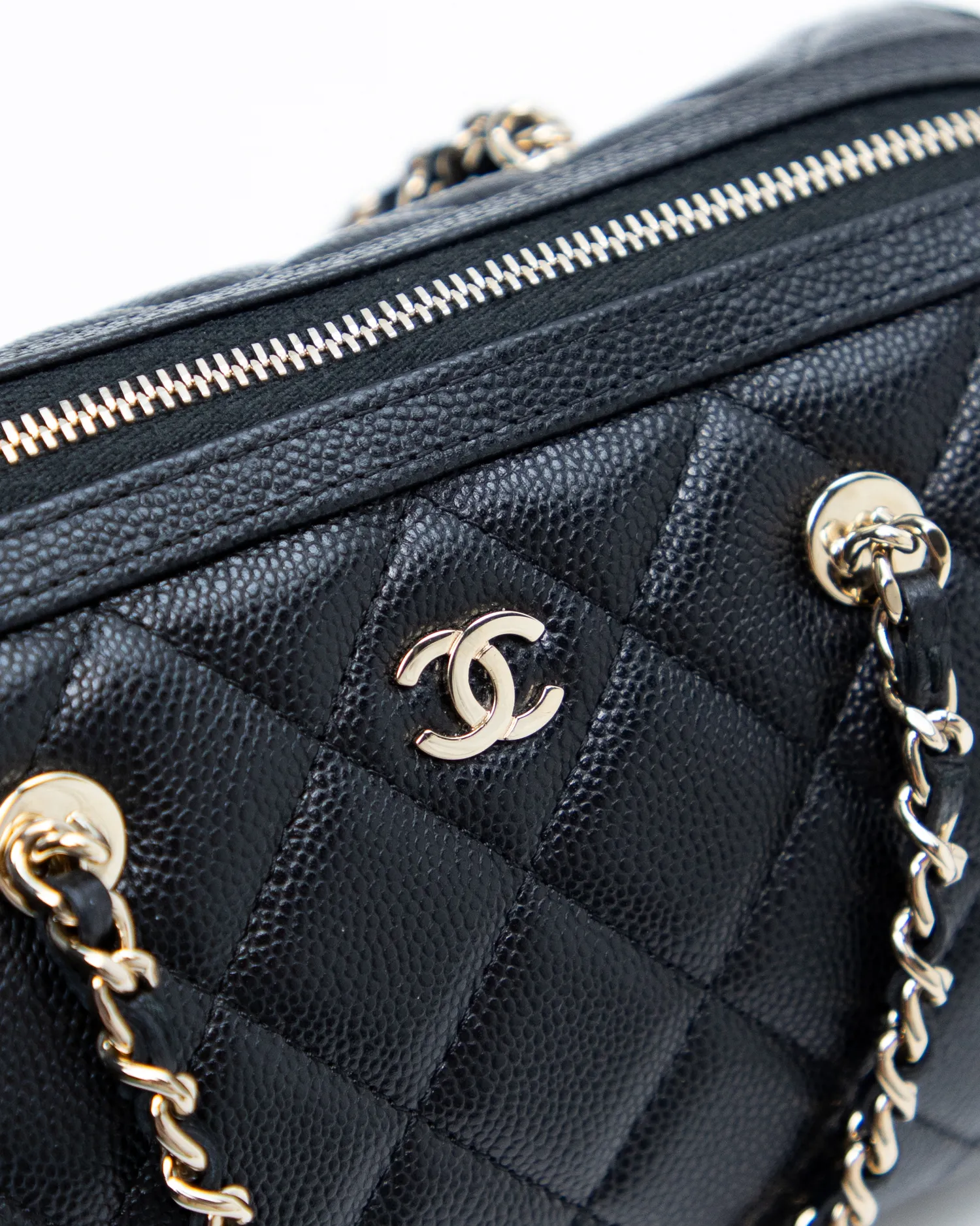 Caviar Bowling Purse with Chain