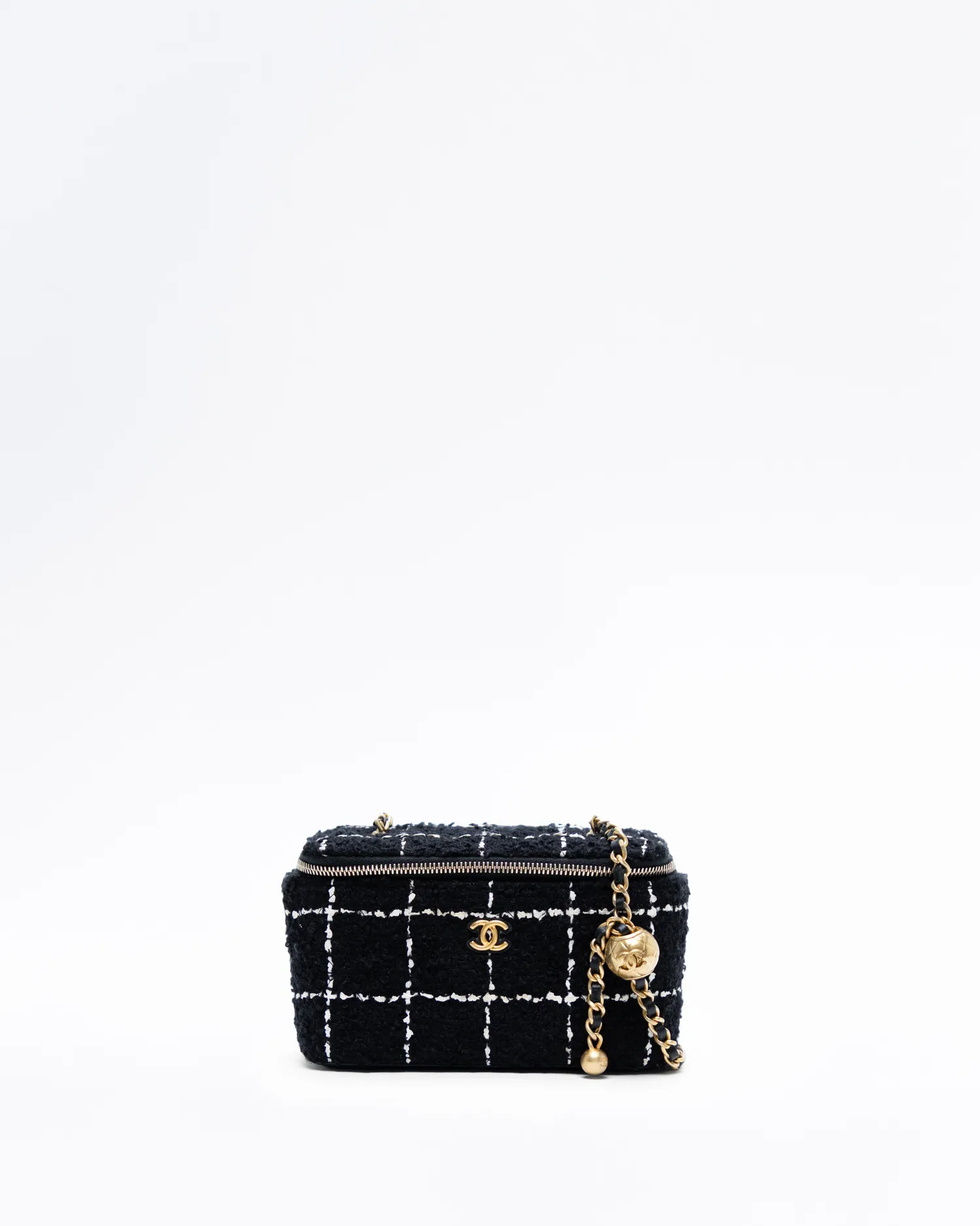 Tweed Pearl Crush Vanity with Chain