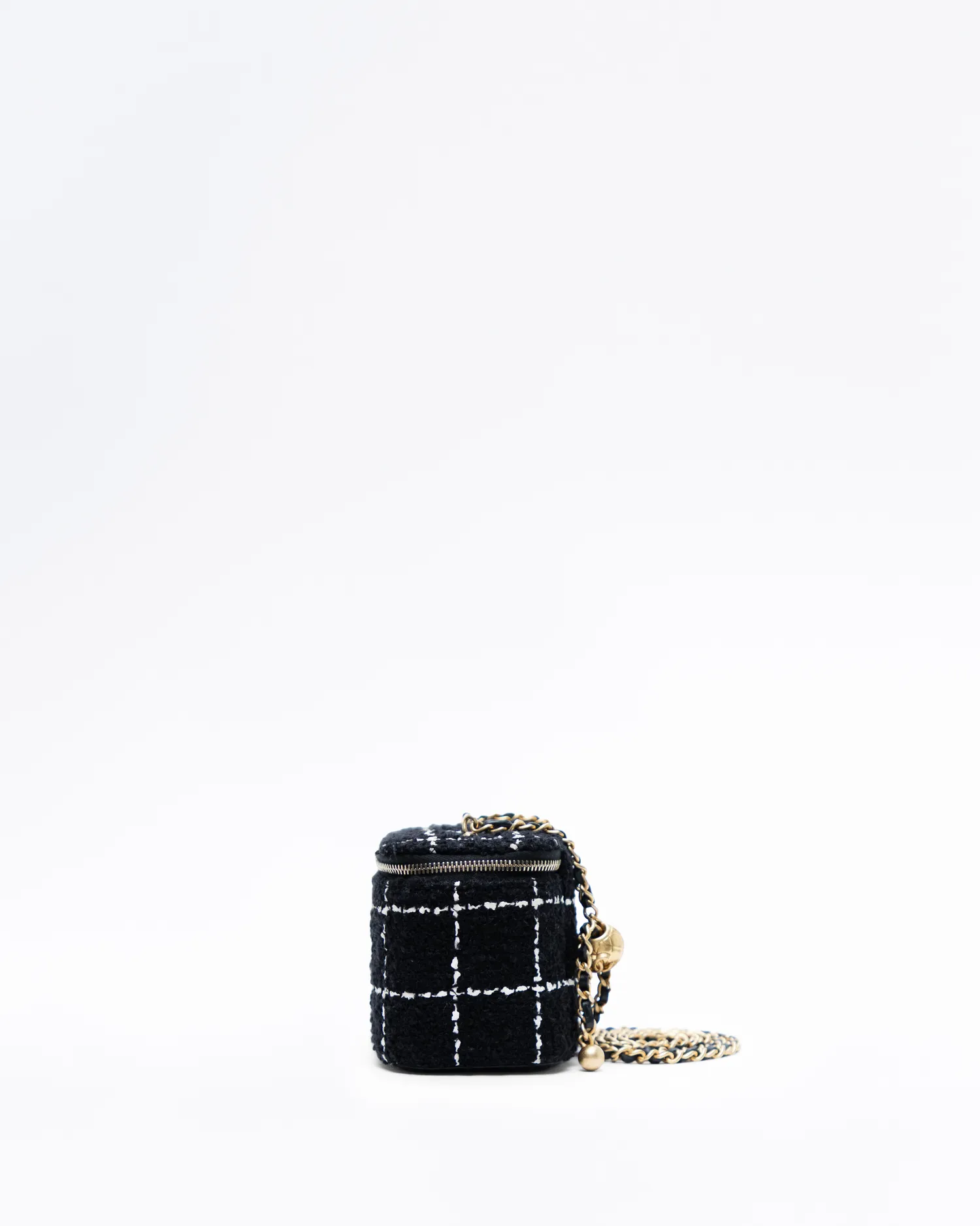Tweed Pearl Crush Vanity with Chain