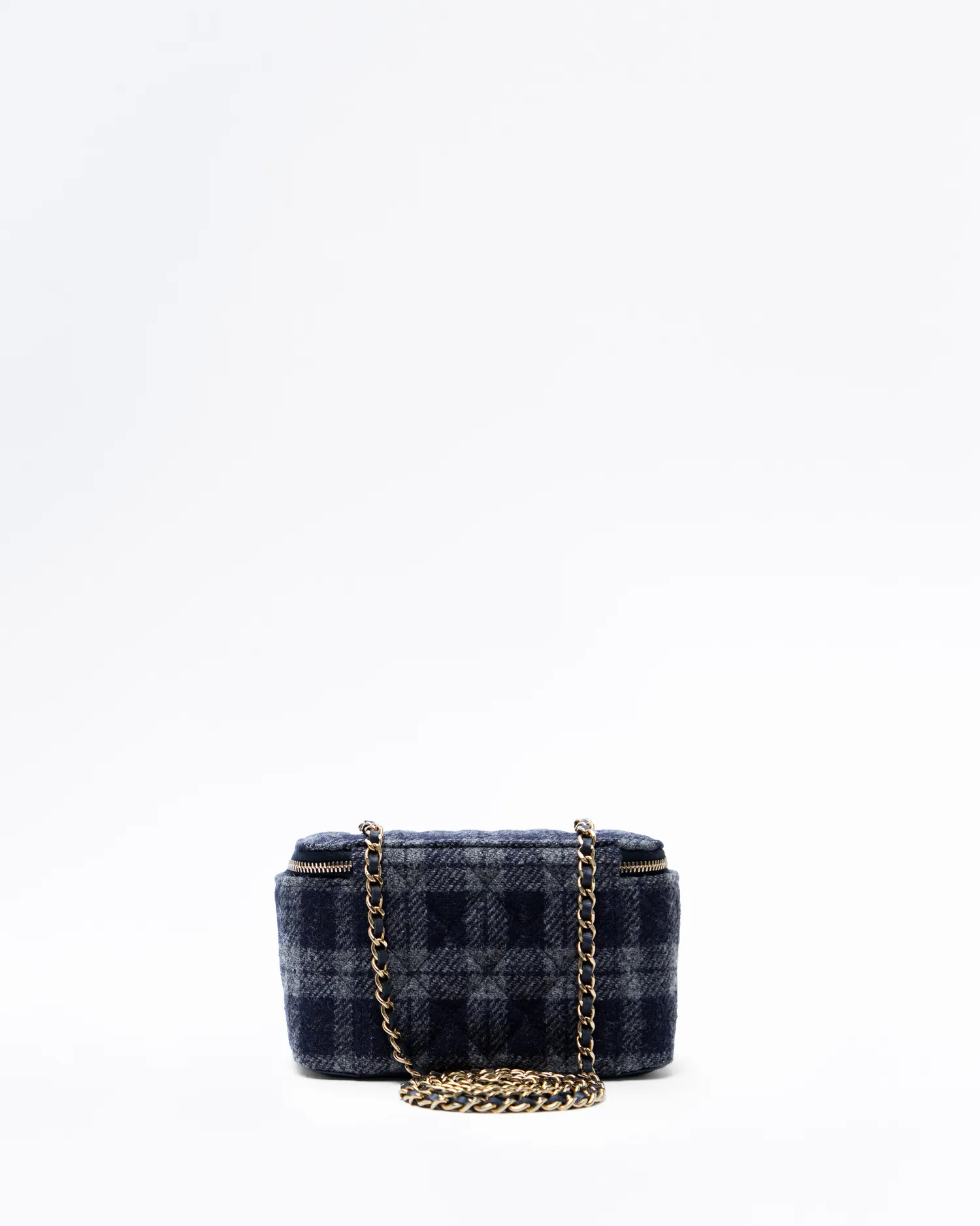 Tweed Classic Vanity with Chain