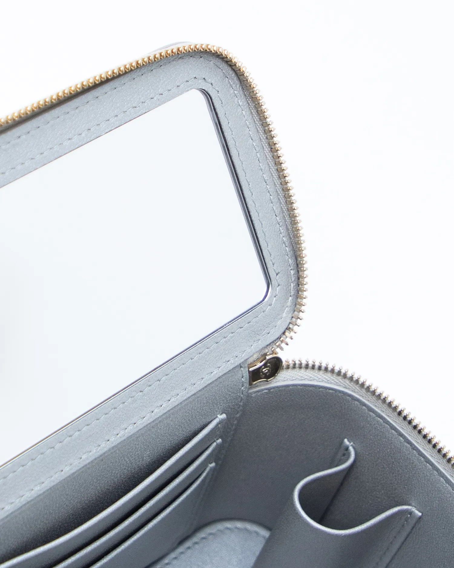 Lizard-Embossed Top Handle Vanity With Chain