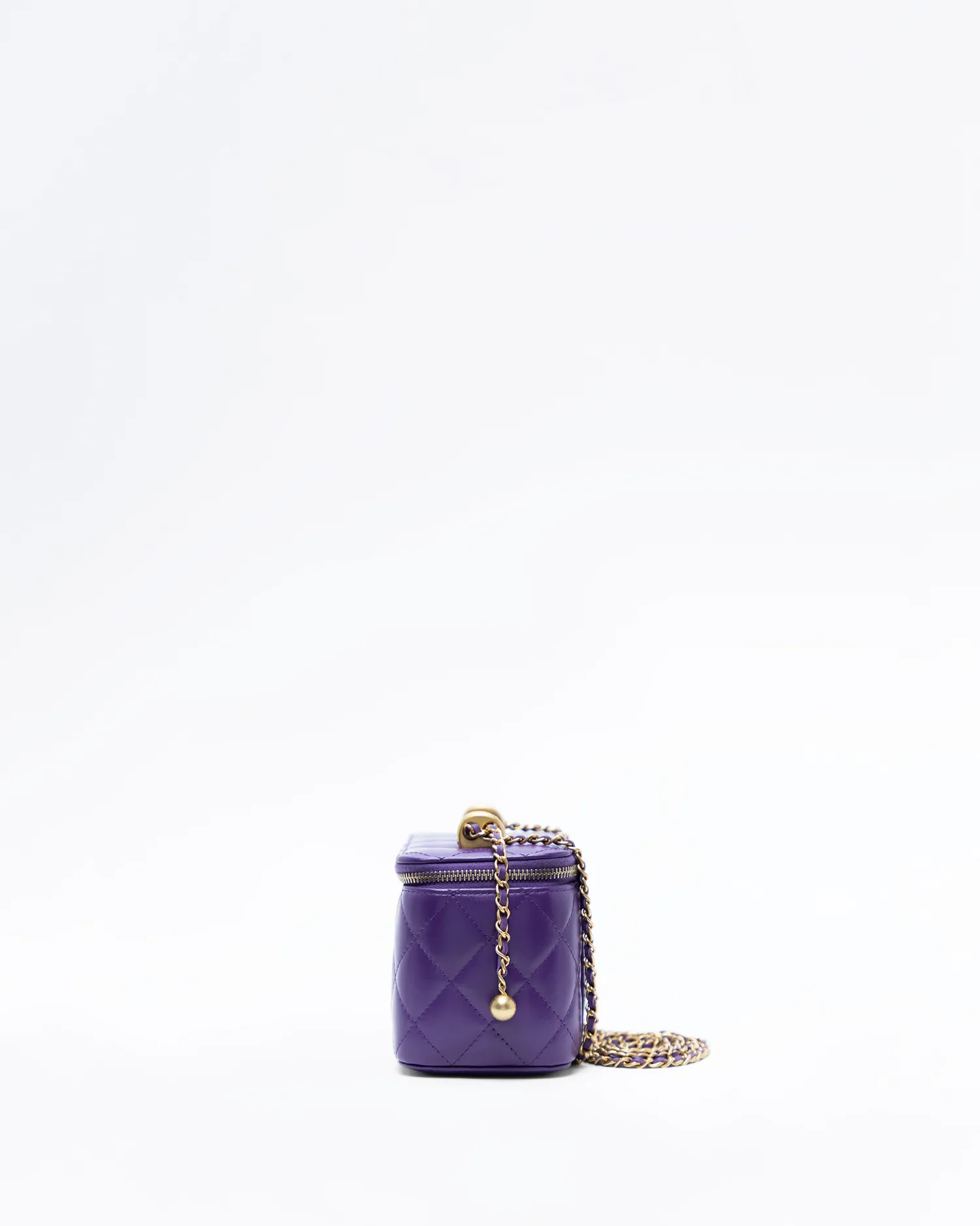 Perfect Fit Vanity Case with Chain