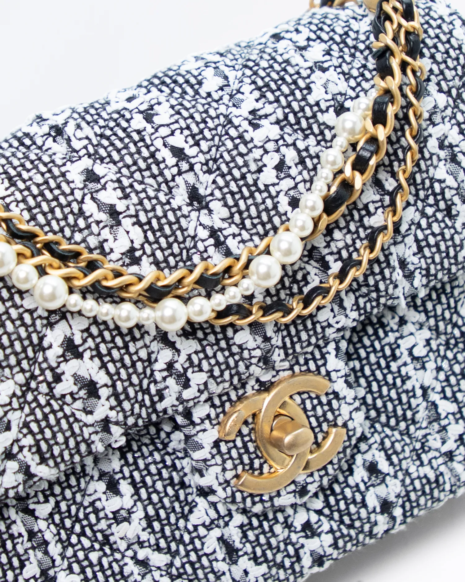 Tweed Pearl Twist Small Flap Bag