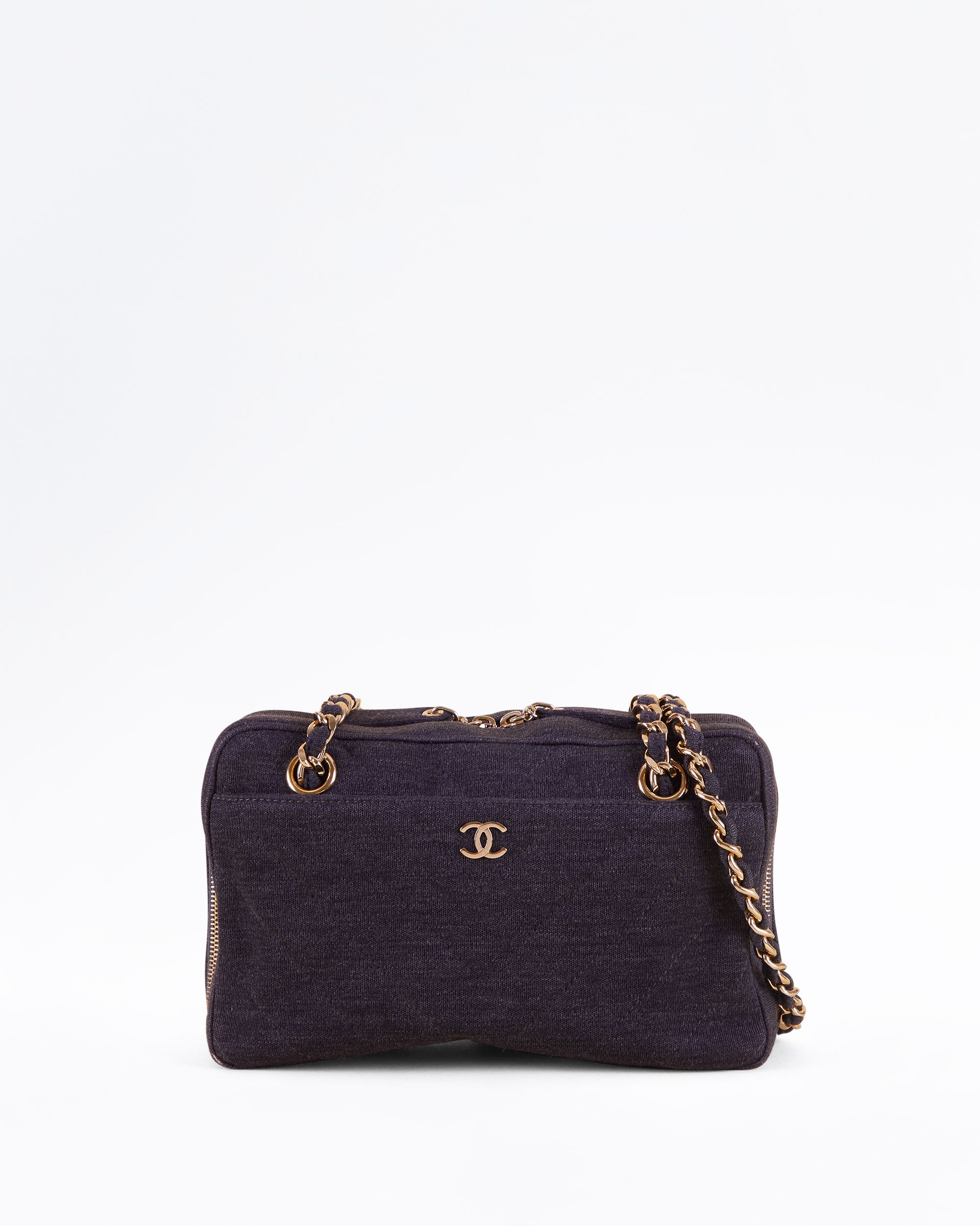 CHANEL シャネル ビスチェ Chanel Jersey Chevron Camera Case Bag | Vivrelle