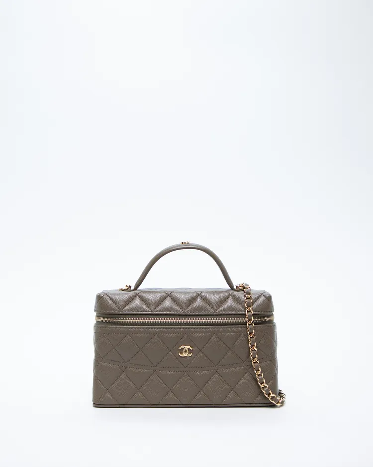 Caviar Slim Vanity Case with Chain