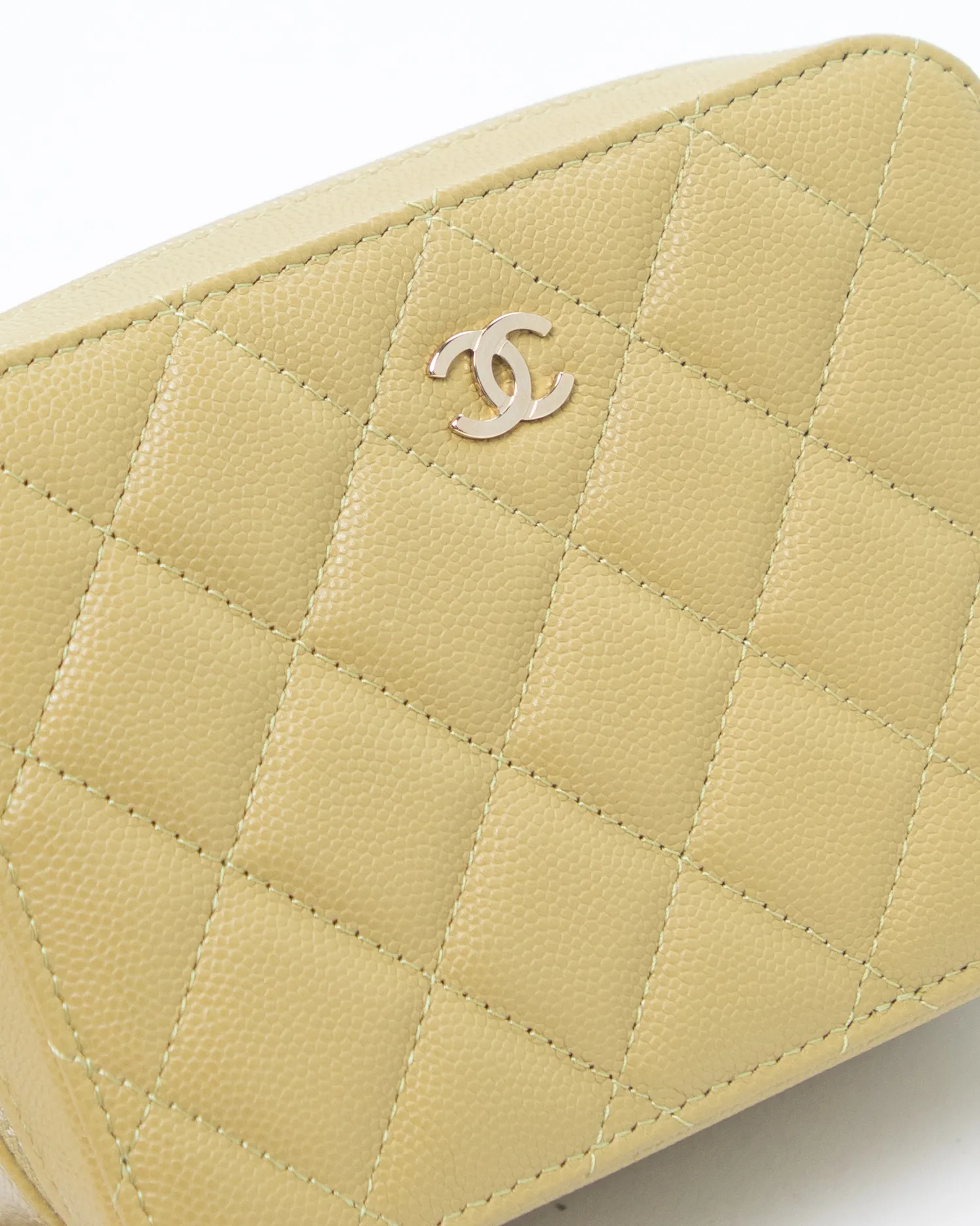 Caviar Zip Around Mini Vanity with Chain