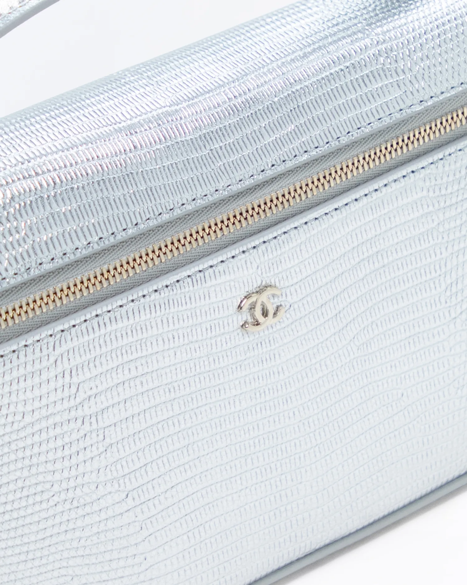 Lizard-Embossed Vanity with Chain