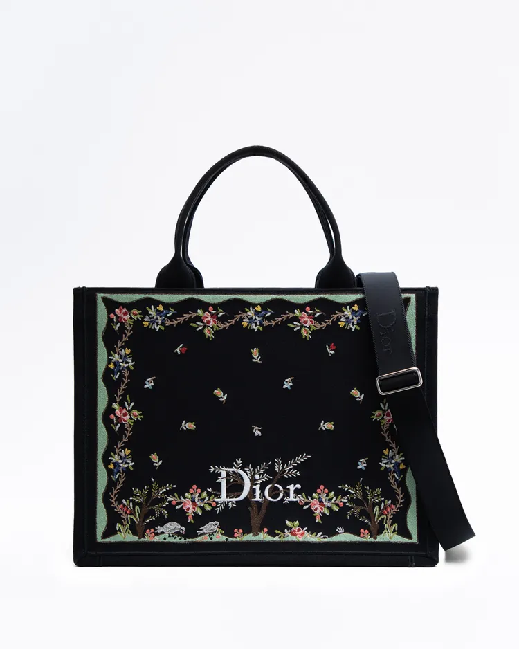 Dioramour Medium Book Tote with Strap