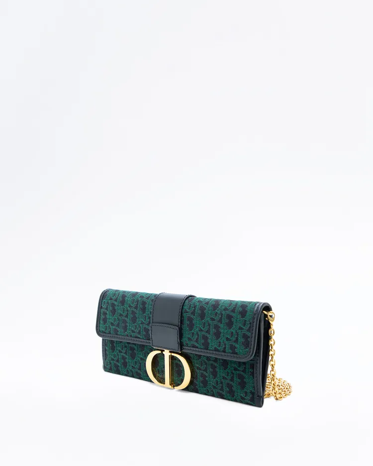 Alternate view angle of 30 Montaigne Chain Pouch