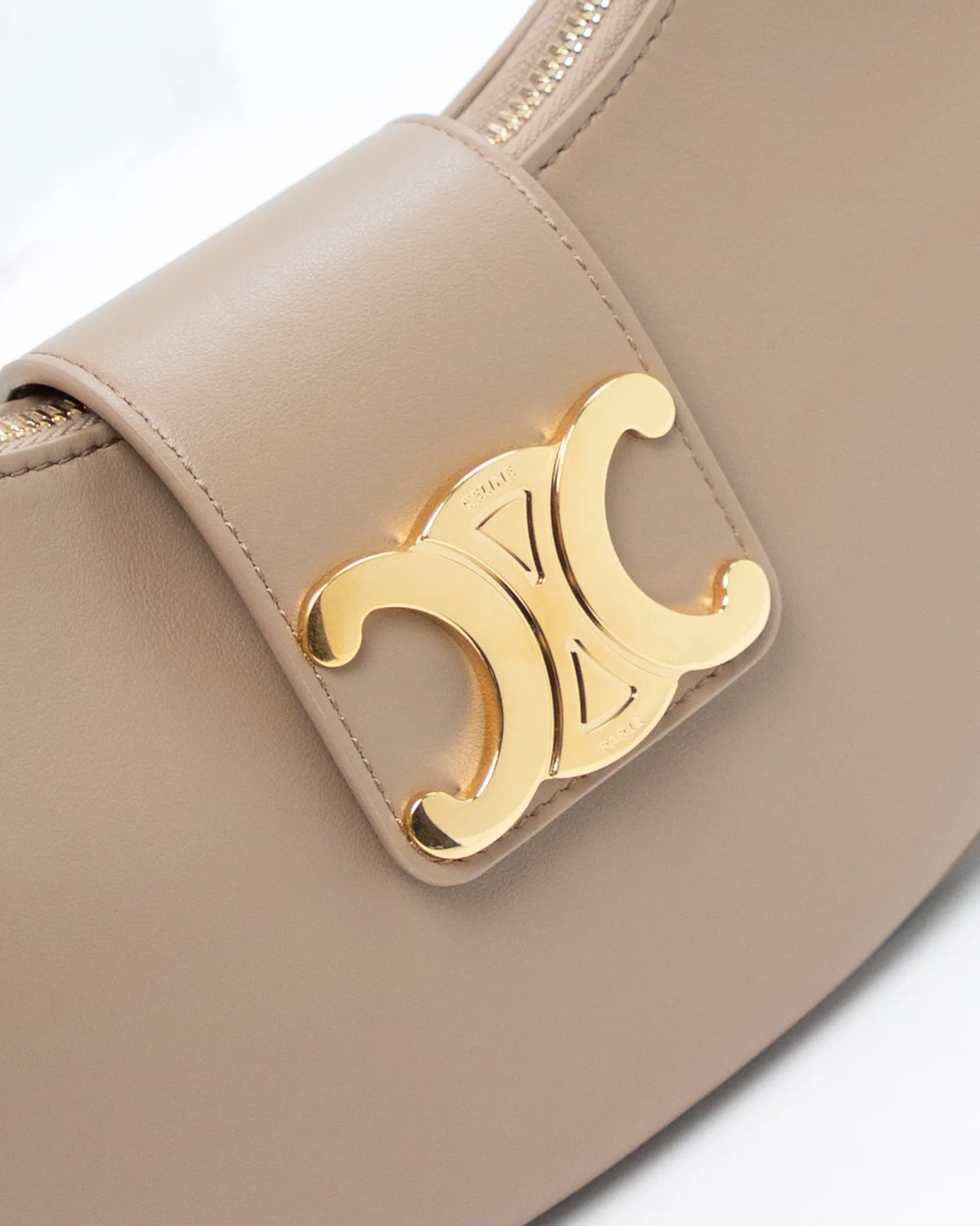 Leather Triomphe Ava Bag