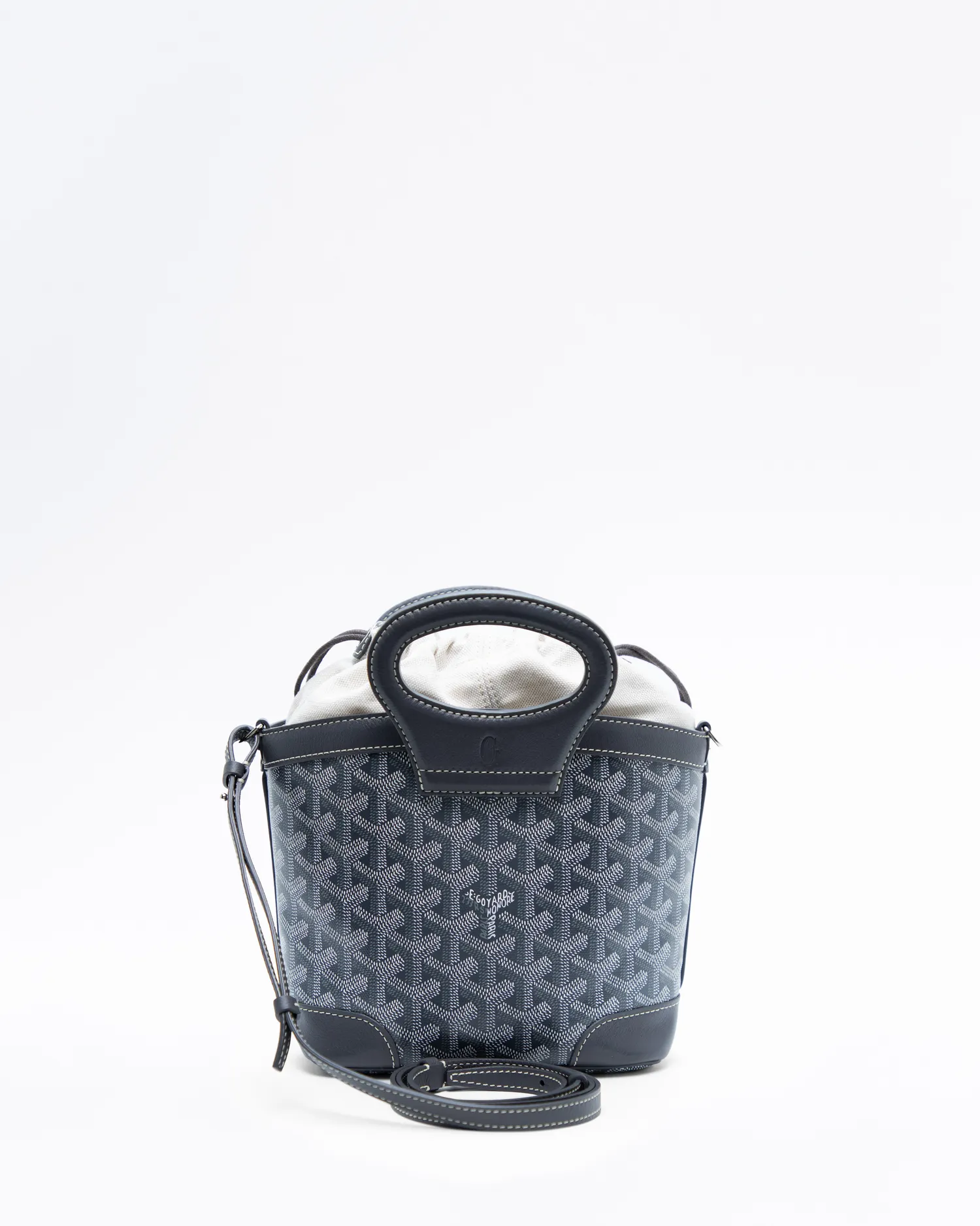 Coeur Goyardine Mini Beluga Bag