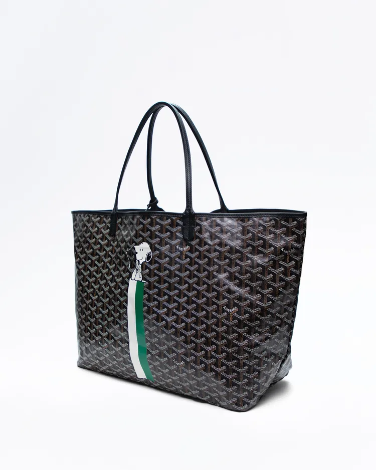 Alternate view angle of Snoopy Printed Saint Louis GM Bag