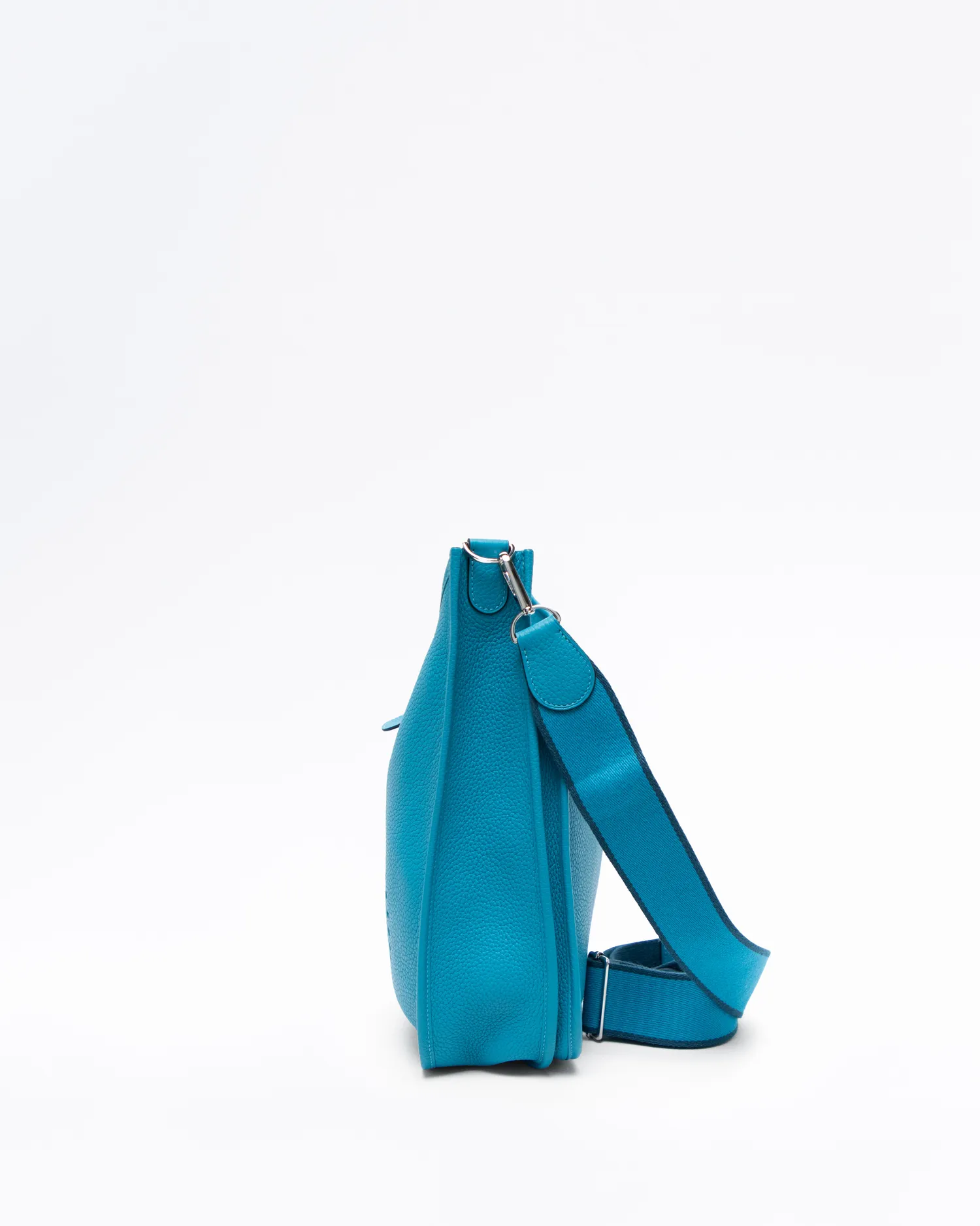 Evelyne III 33 GM