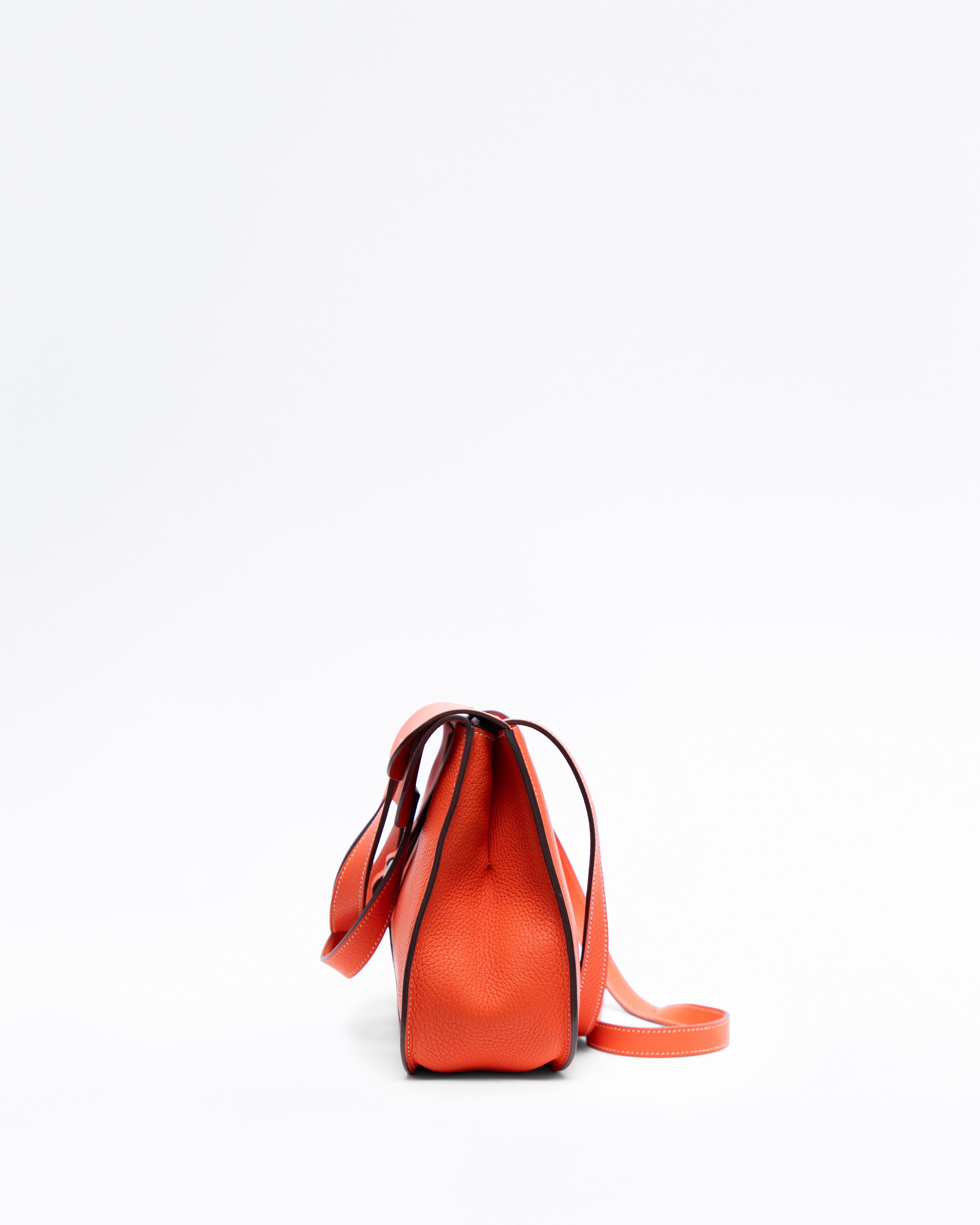 Hermes Halzan 31 Bag | Vivrelle