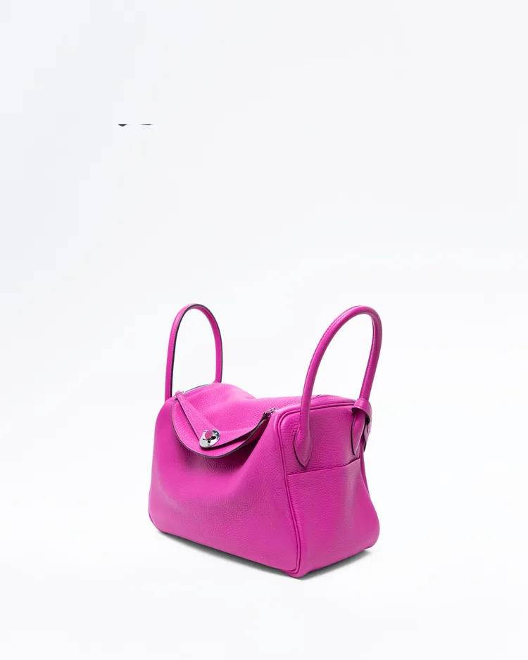 Alternate view angle of Lindy 26 Bag
