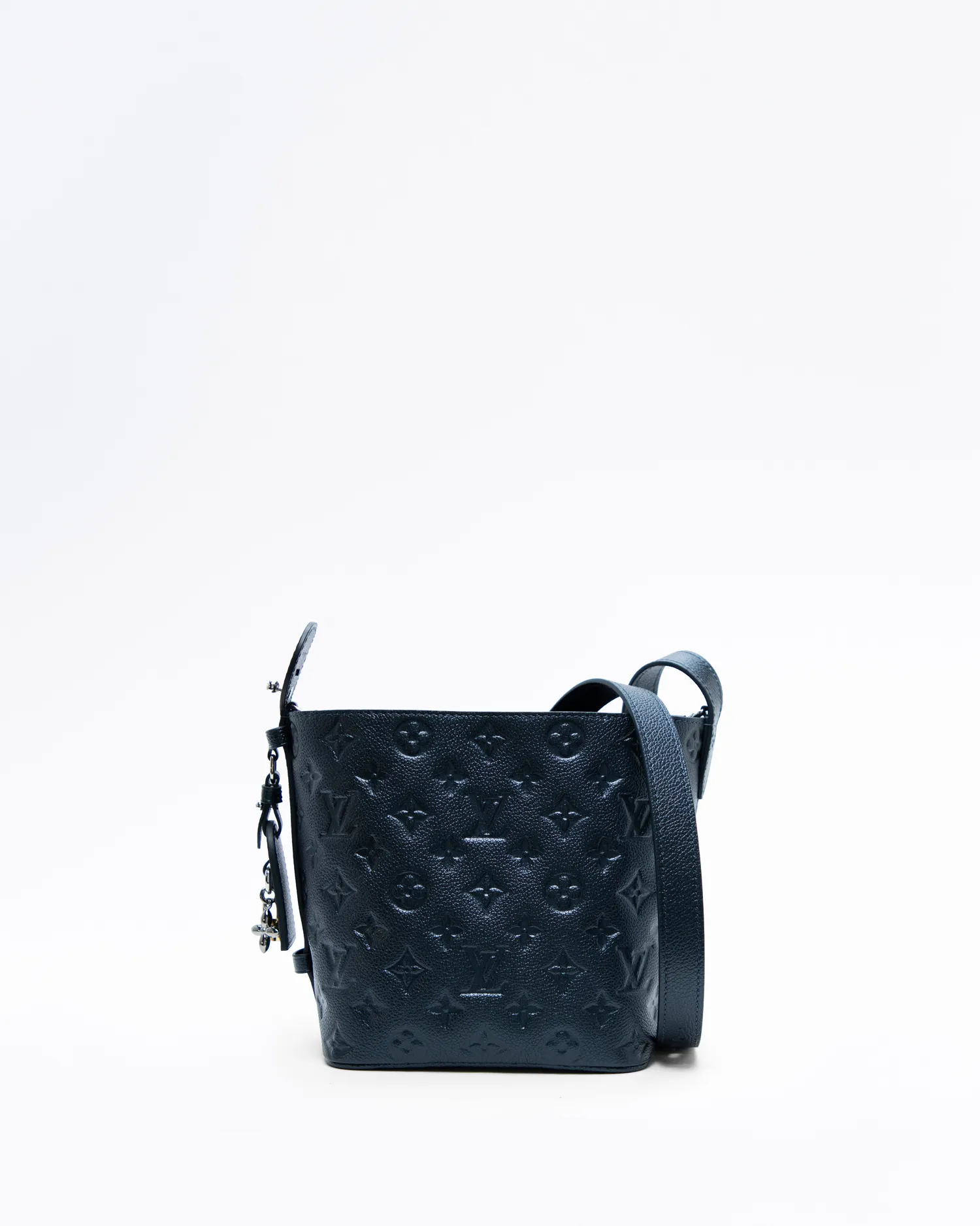 Monogram Iridescent All In BB