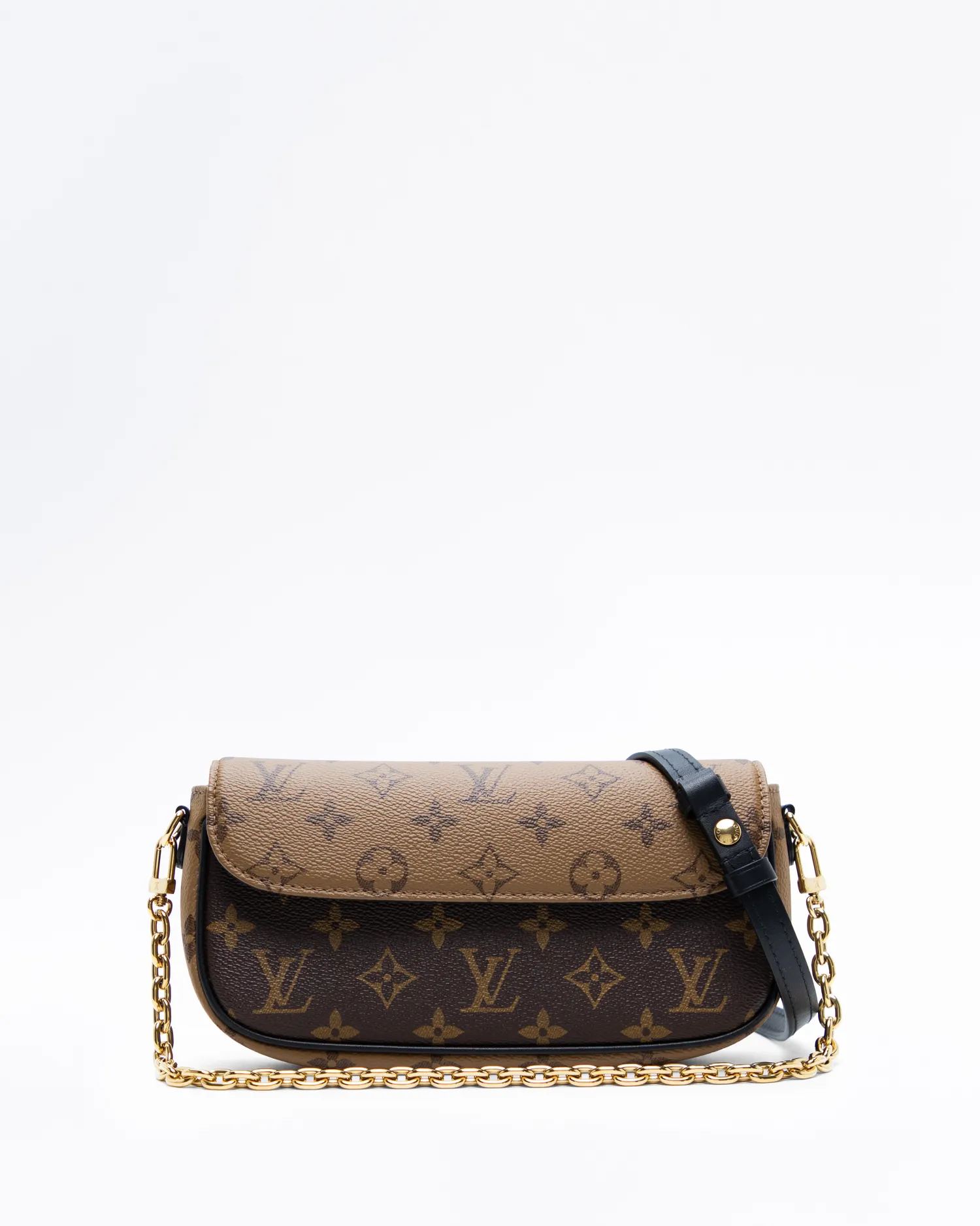 Monogram Reverse Ivy Wallet on a Chain