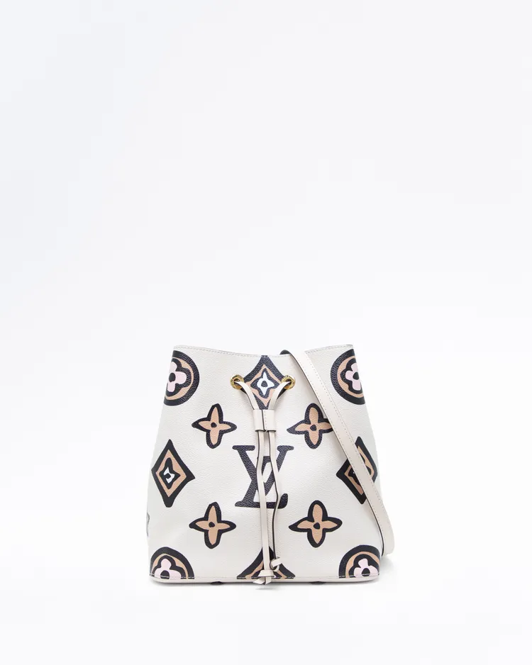 Monogram Giant Wild At Heart Neonoe MM