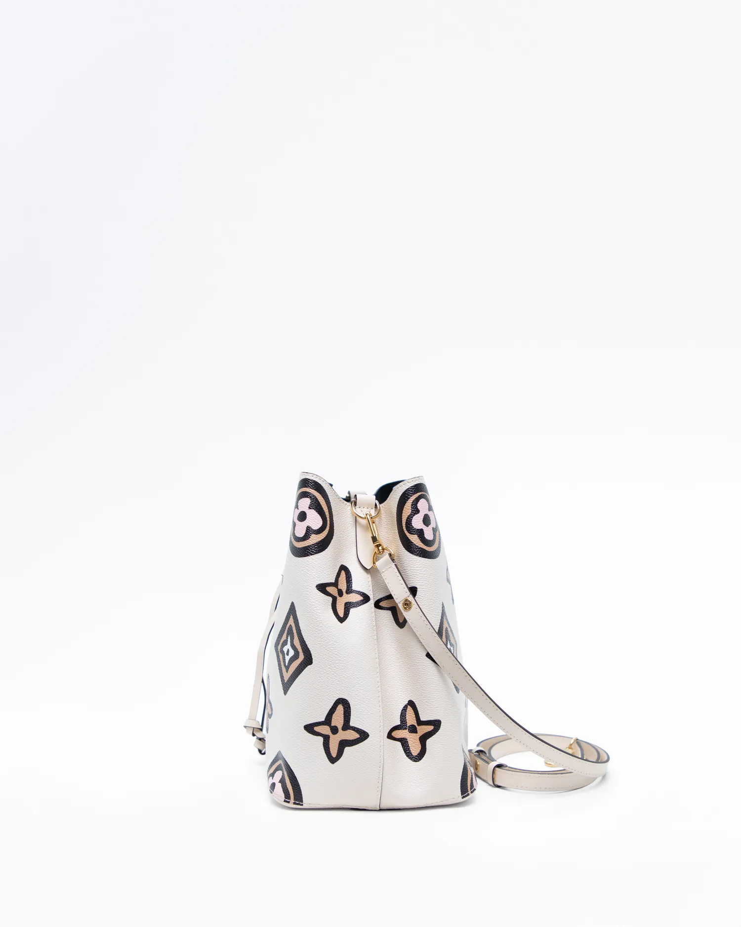 Monogram Giant Wild At Heart Neonoe MM