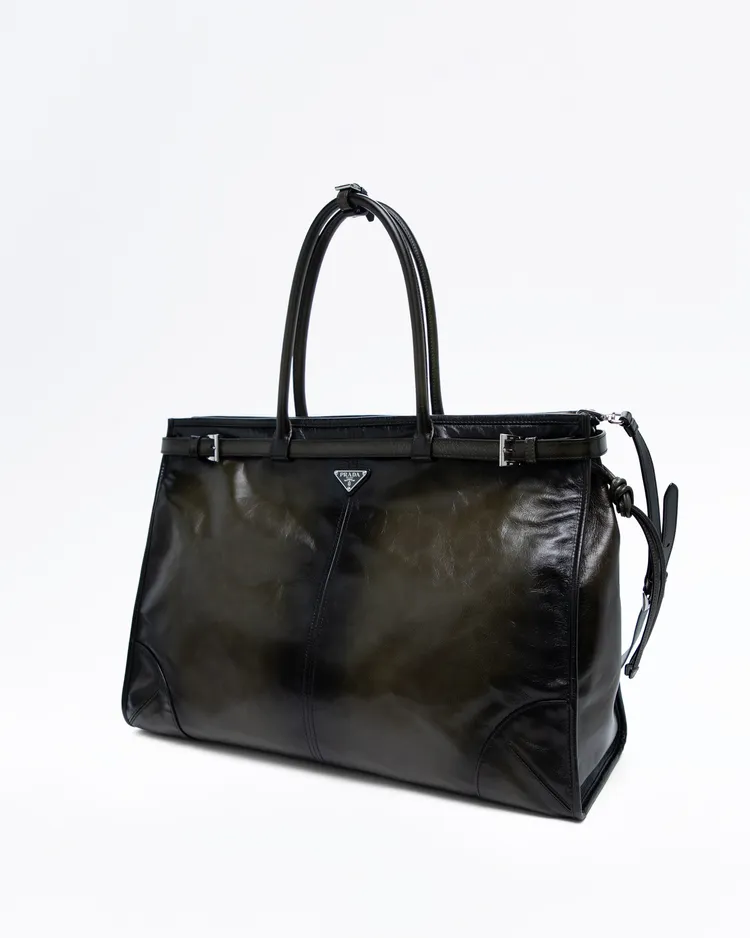 Alternate view angle of Glossy Bonnie XL Handbag