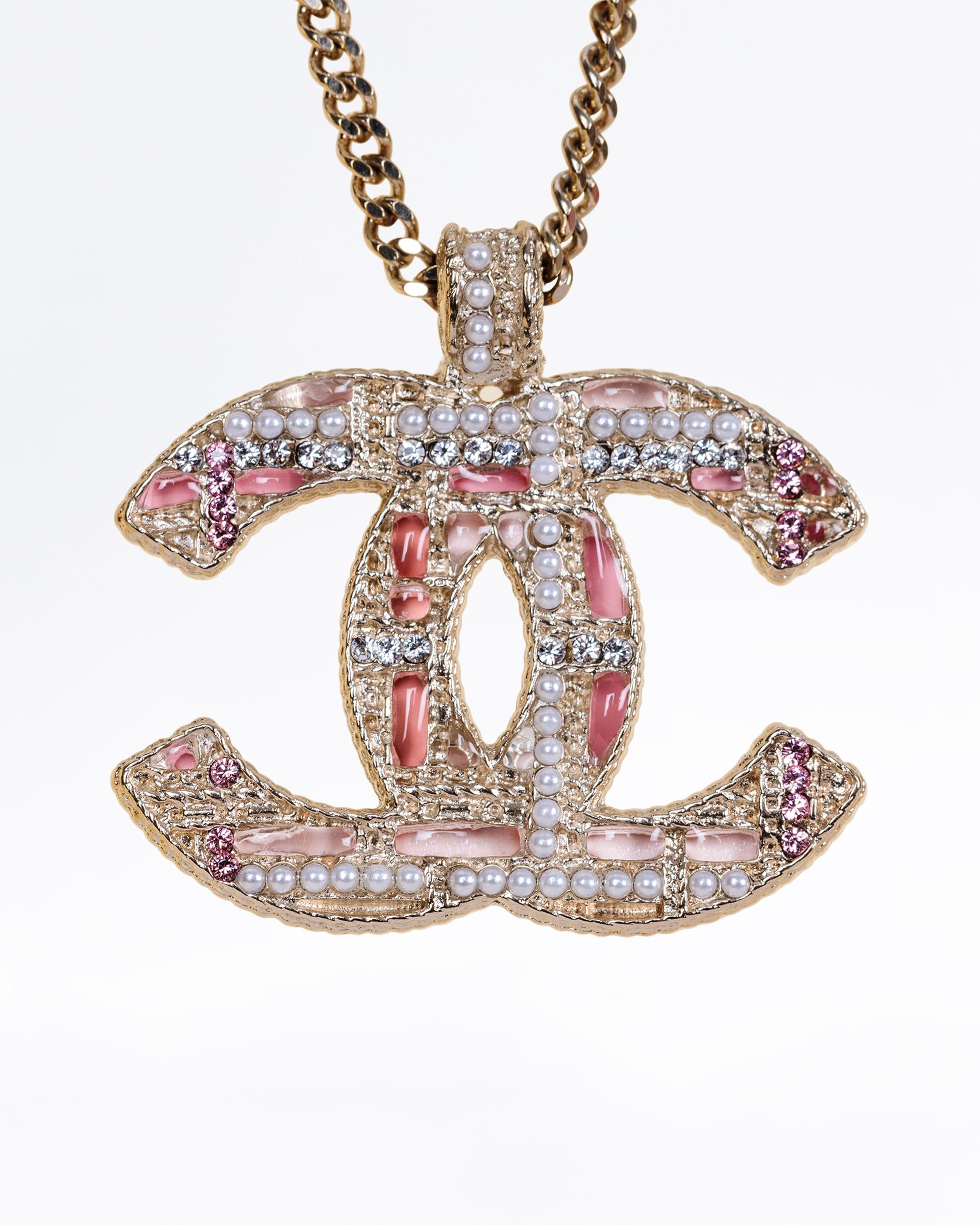 Chanel Crystal Tweed Effect CC Pendant Necklace | Vivrelle