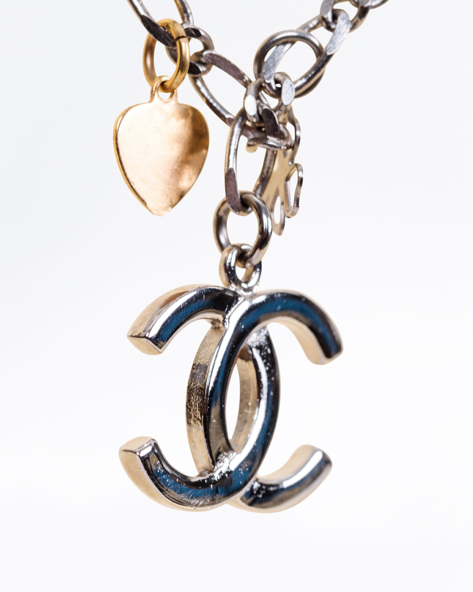 Chanel Clover Pearl Charm CC Necklace | Vivrelle
